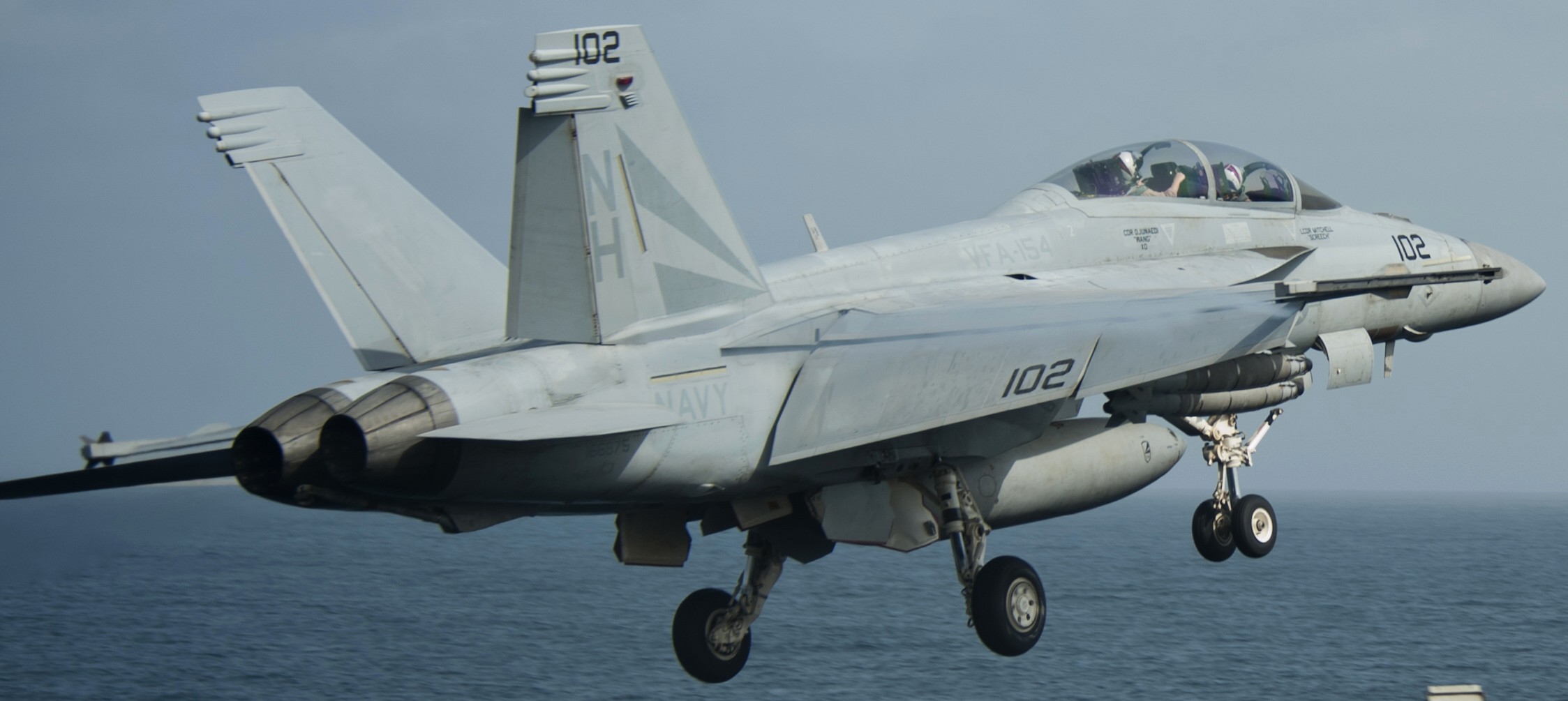 vfa-154 black knights f/a-18f super hornet strike fighter squadron navy cvw-11 uss nimitz cvn-68 175