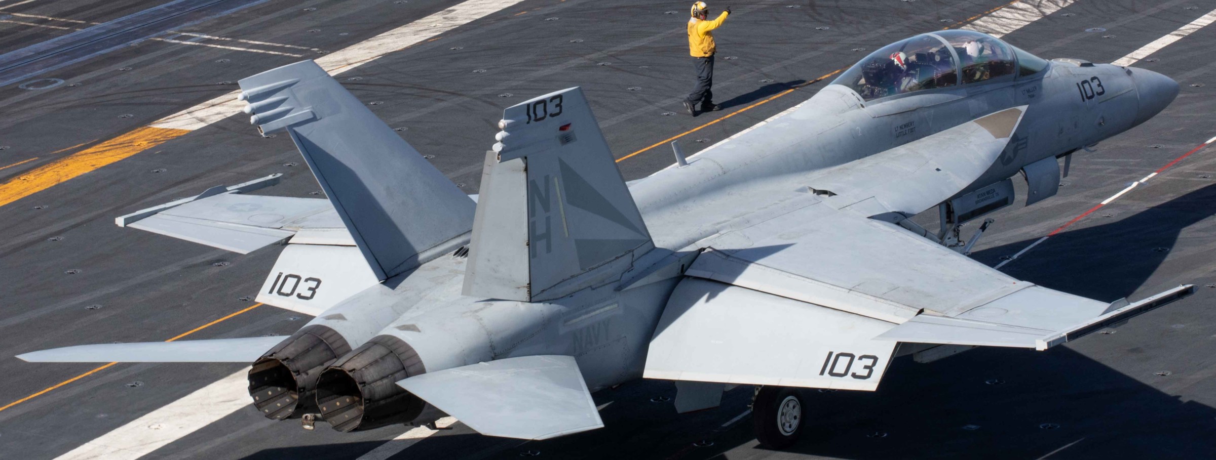 vfa-154 black knights f/a-18f super hornet strike fighter squadron navy cvw-11 uss theodore roosevelt cvn-71 189