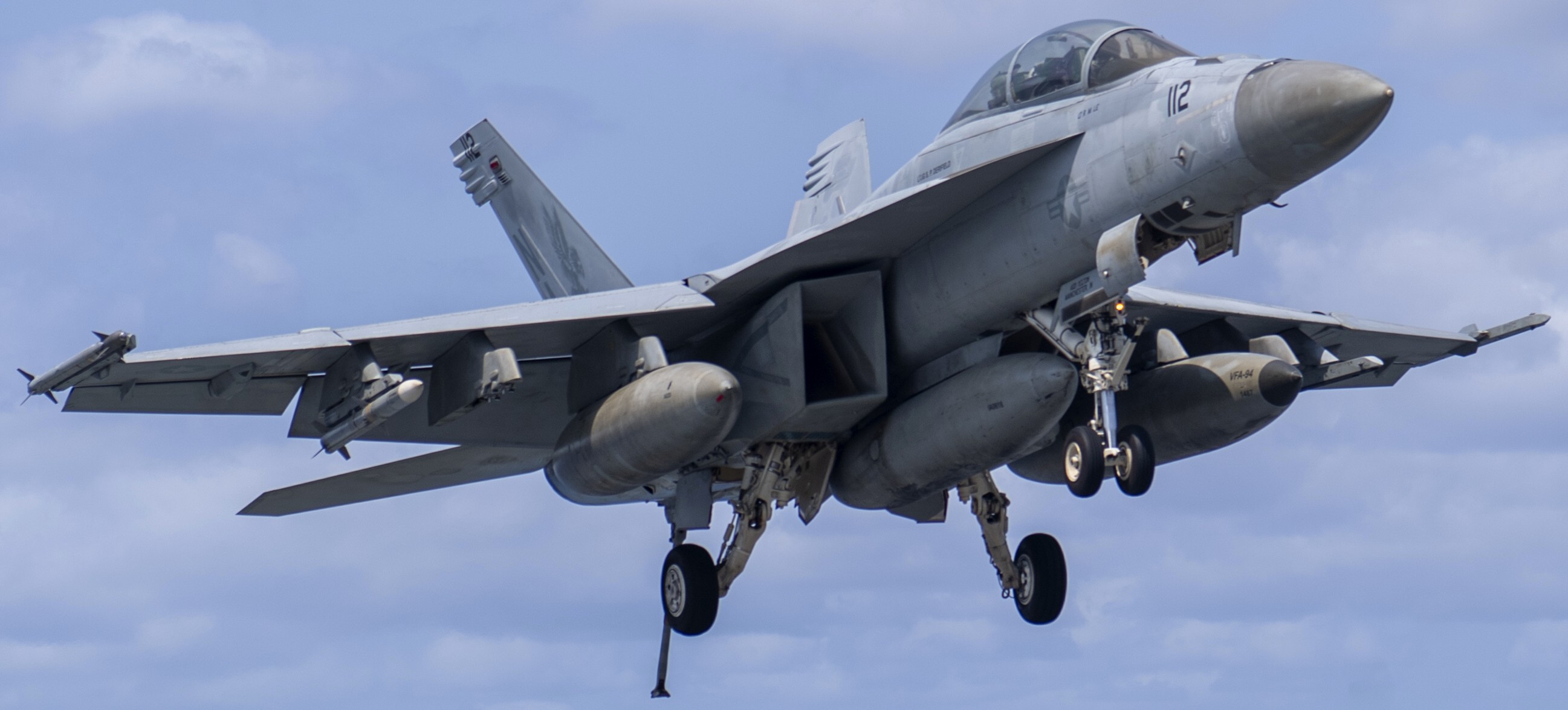 vfa-22 fighting redcocks strike fighter squadron f/a-18f super hornet cvw-17 cvn-68 uss nimitz 148