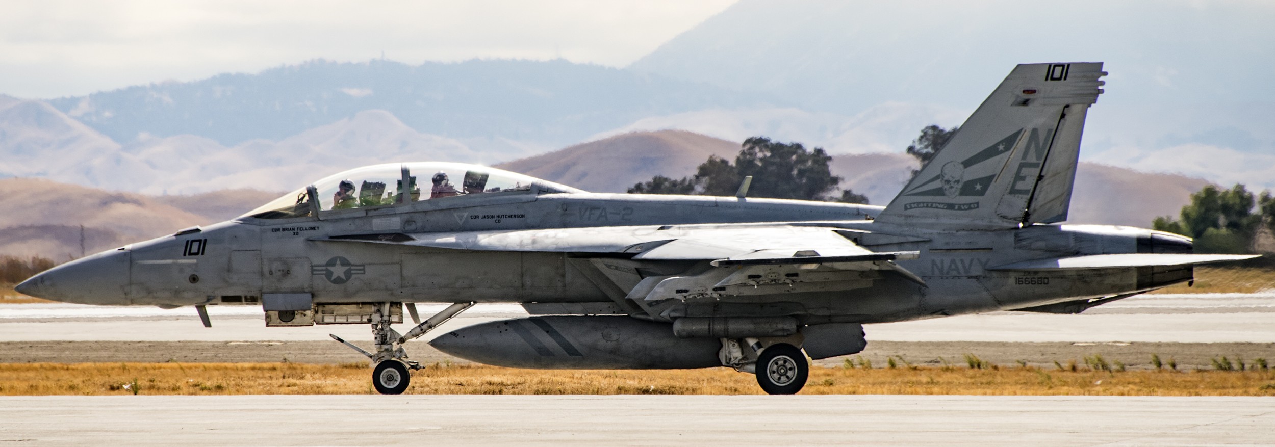 vfa-2 bounty hunters strike fighter squadron us navy f/a-18f super hornet travis afb california 62