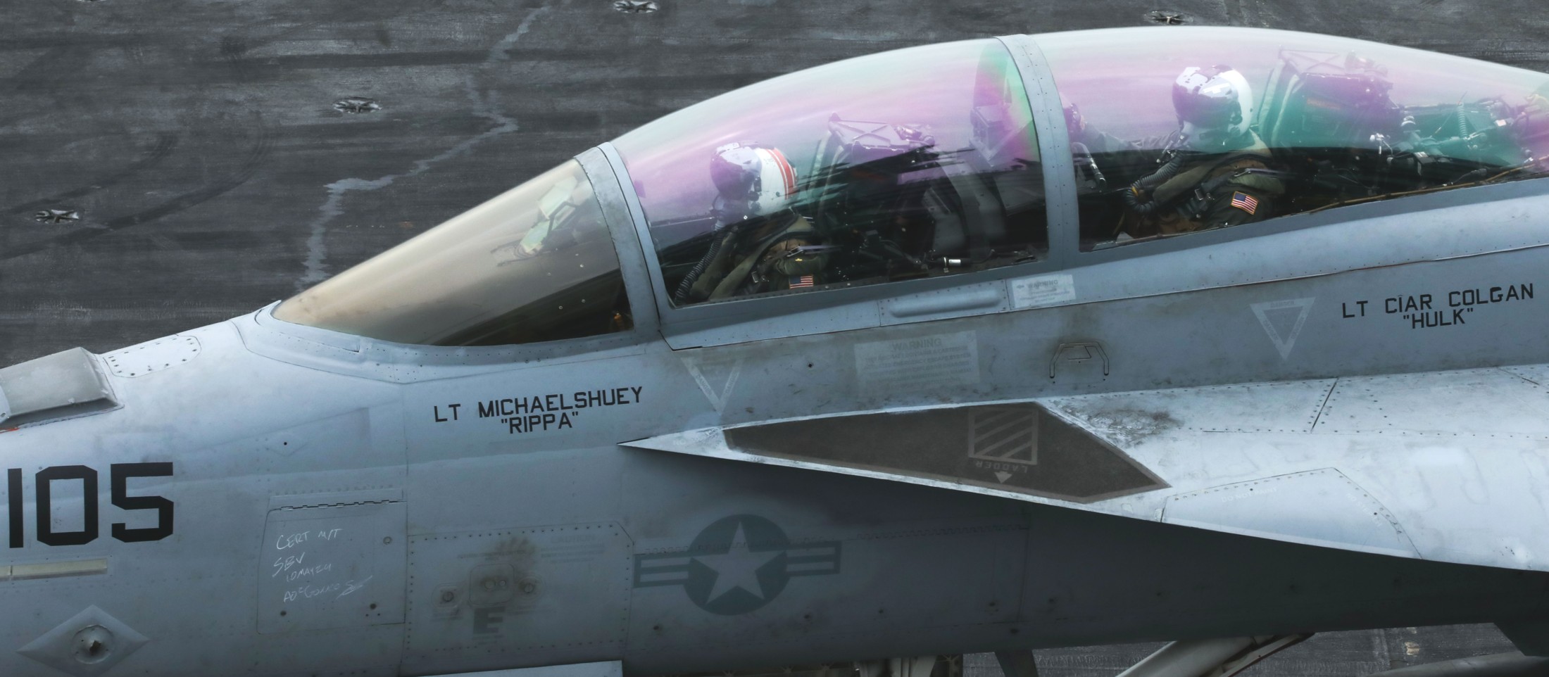 vfa-41 black aces strike fighter squadron f/a-18f super hornet cvw-9 cvn-72 uss abraham lincoln 2024 cockpit view