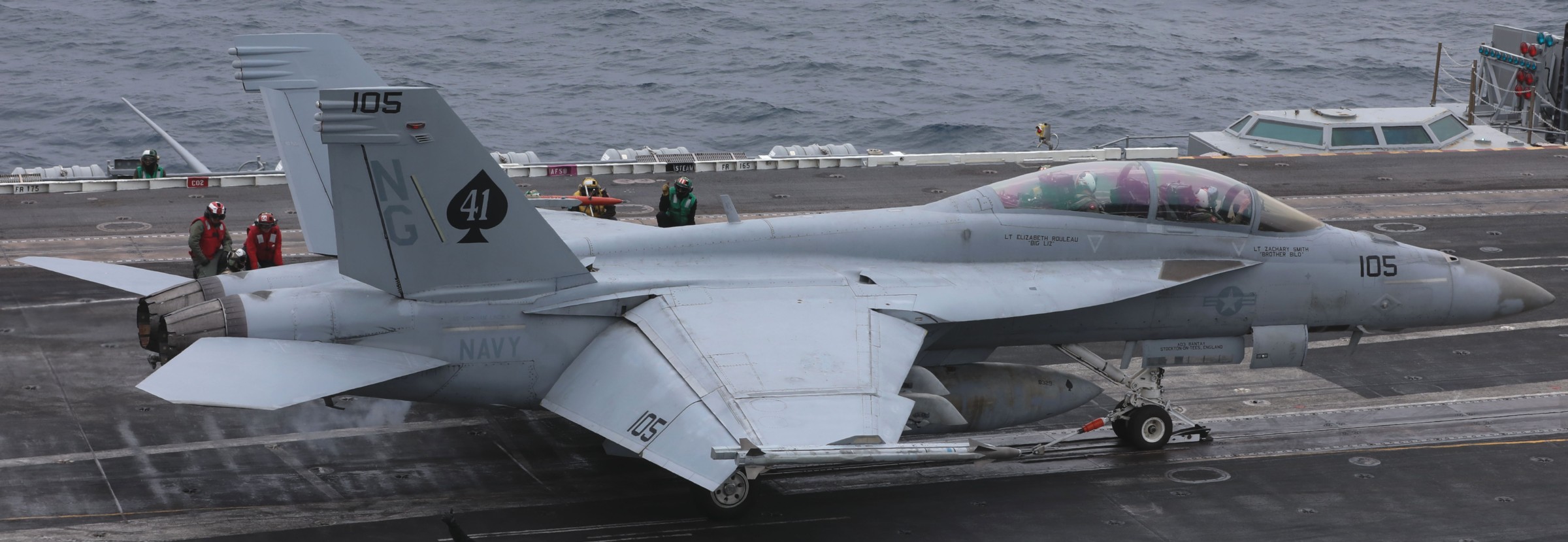 vfa-41 black aces strike fighter squadron f/a-18f super hornet cvw-9 cvn-72 uss abraham lincoln 132