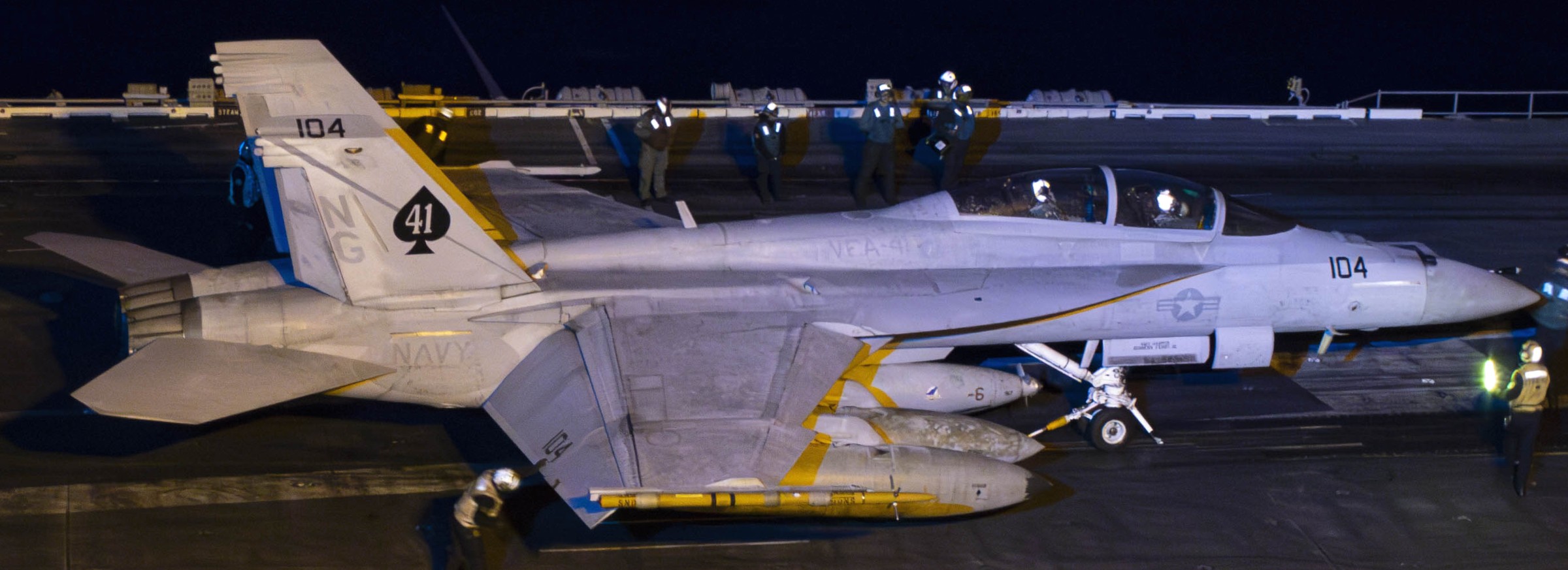 vfa-41 black aces strike fighter squadron f/a-18f super hornet cvw-9 cvn-72 uss abraham lincoln 140