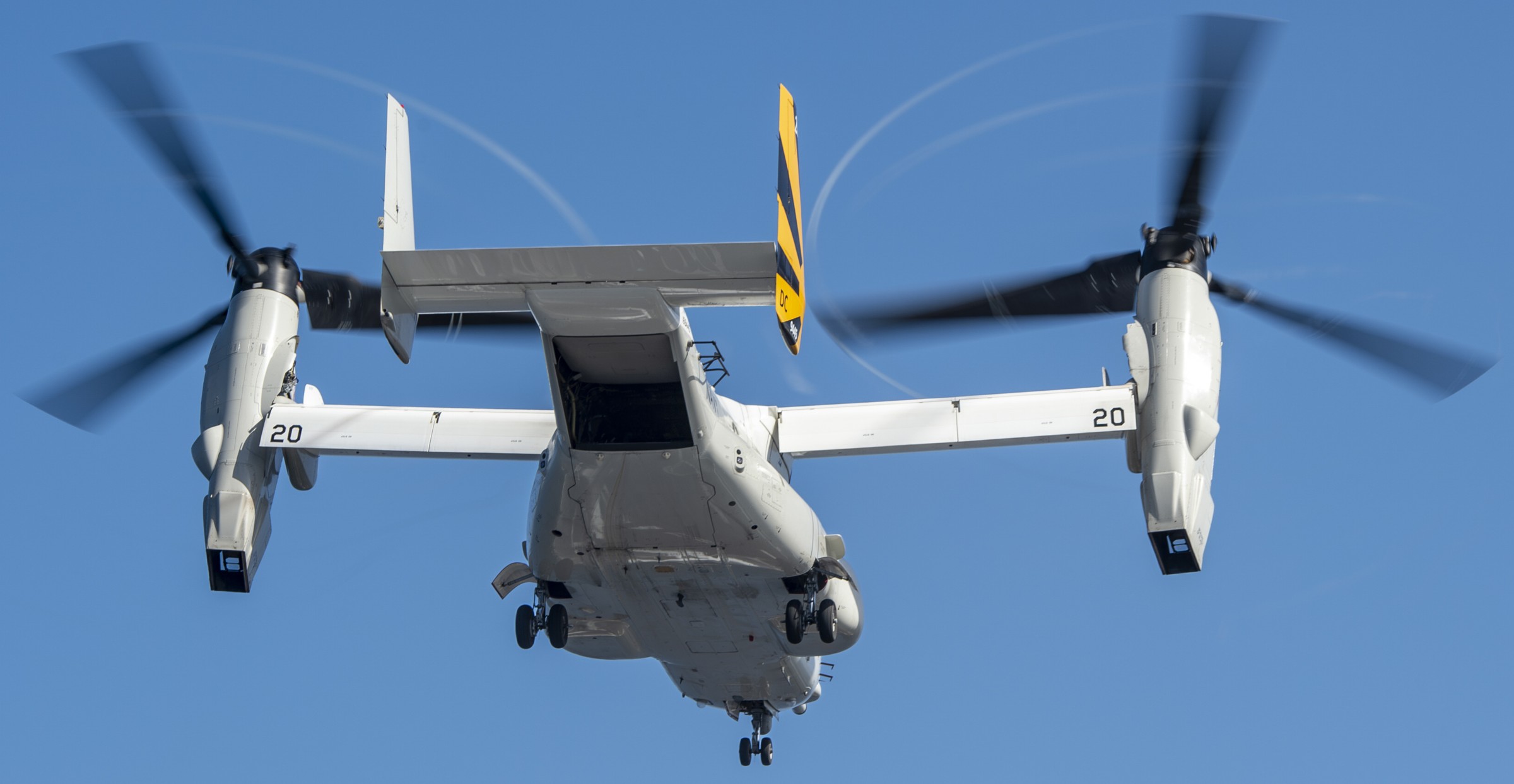 vrm-30 titans fleet logistics multi mission squadron navy cmv-22b osprey 124