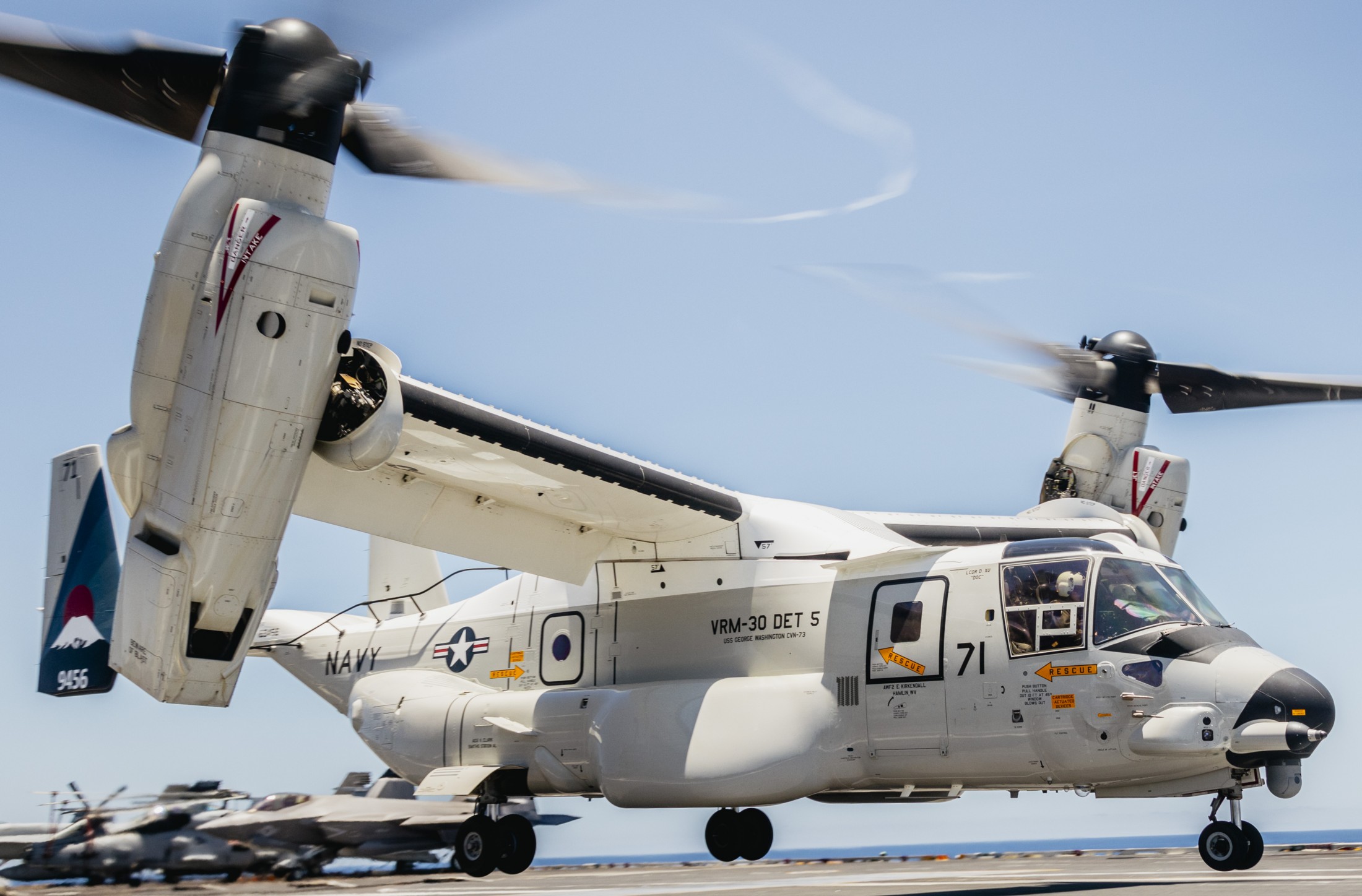 vrm-30 titans fleet logistics multi mission squadron navy cmv-22b osprey det.5 uss george washington cvn-73 131