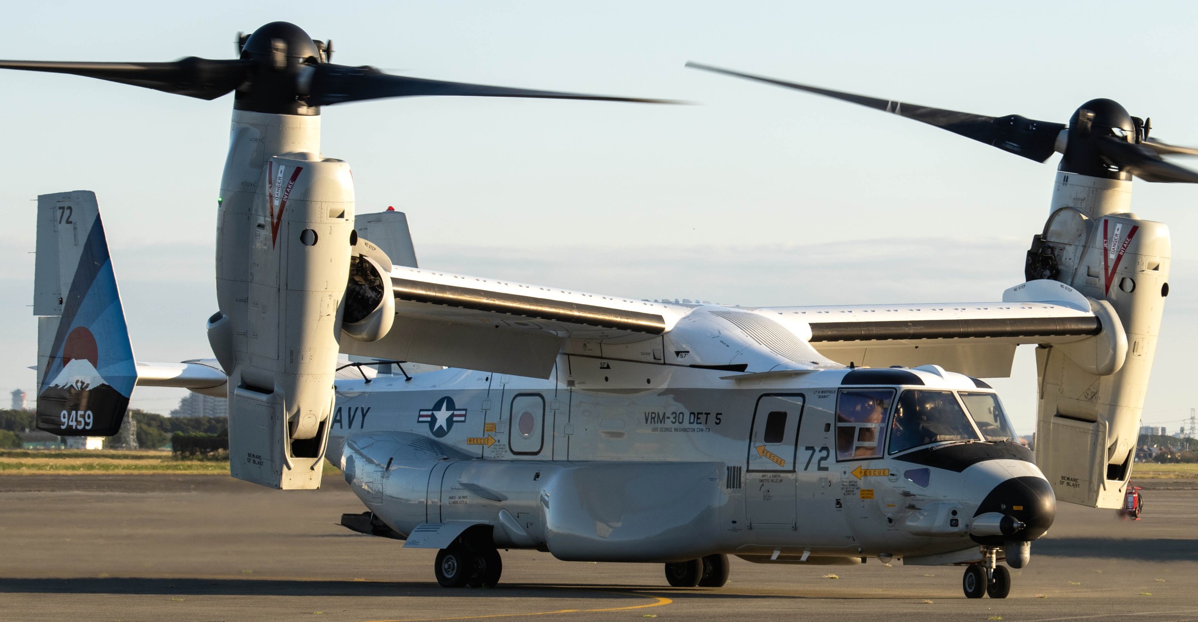 vrm-30 titans fleet logistics multi mission squadron navy cmv-22b osprey detachment 5 naf atsugi japan 141