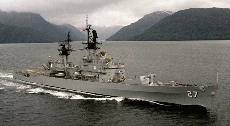 USS Josephus Daniels CG 27 - in the straits of Magellan - July 1990