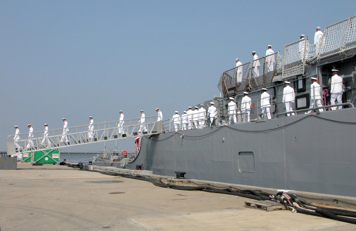 uss ticonderoga cg-47 decommissioning pascagoula mississippi