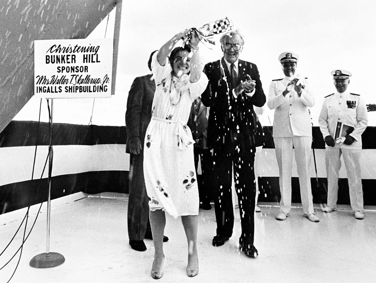 cg-52 uss bunker hill ticonderoga class guided missile cruiser aegis us navy christening ingalls pascagoula 05