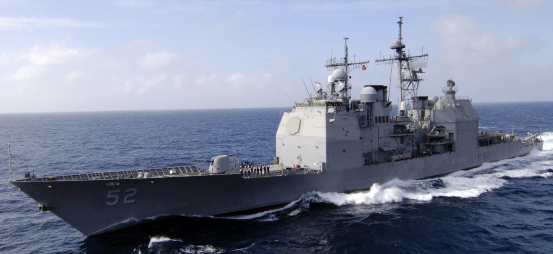 cg-52 uss bunker hill ticonderoga class guided missile cruiser aegis us navy indian ocean 46