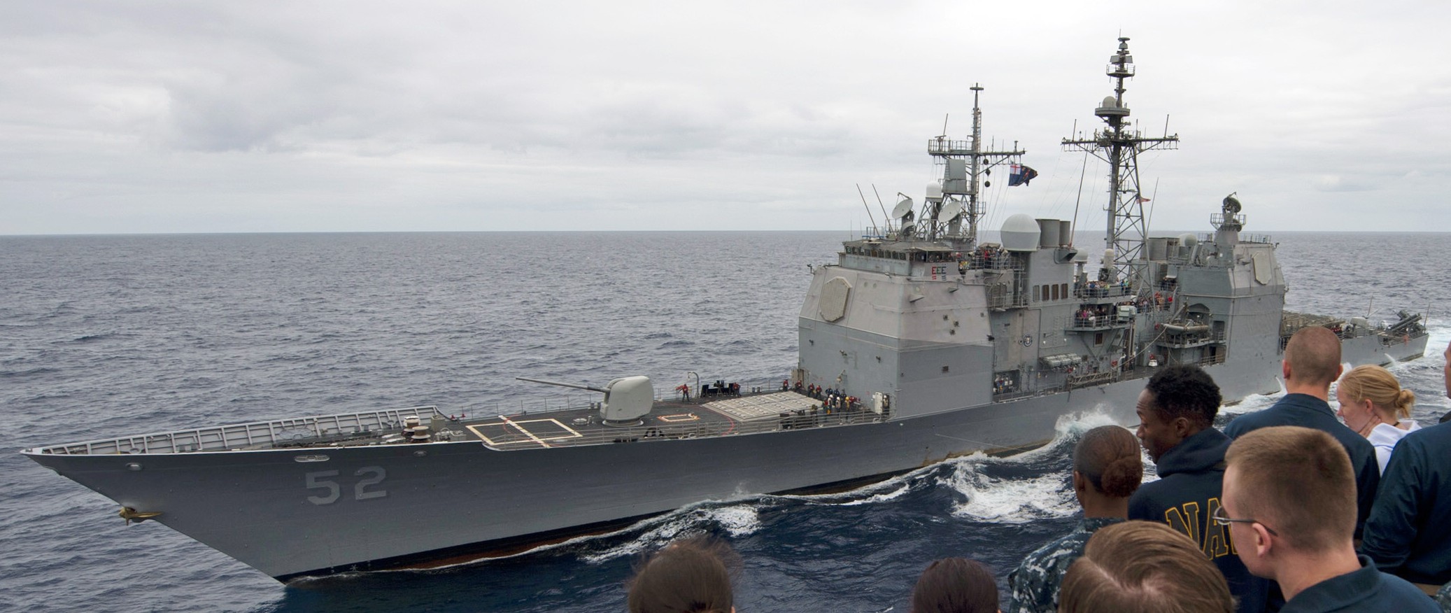 cg-52 uss bunker hill ticonderoga class guided missile cruiser aegis us navy 75