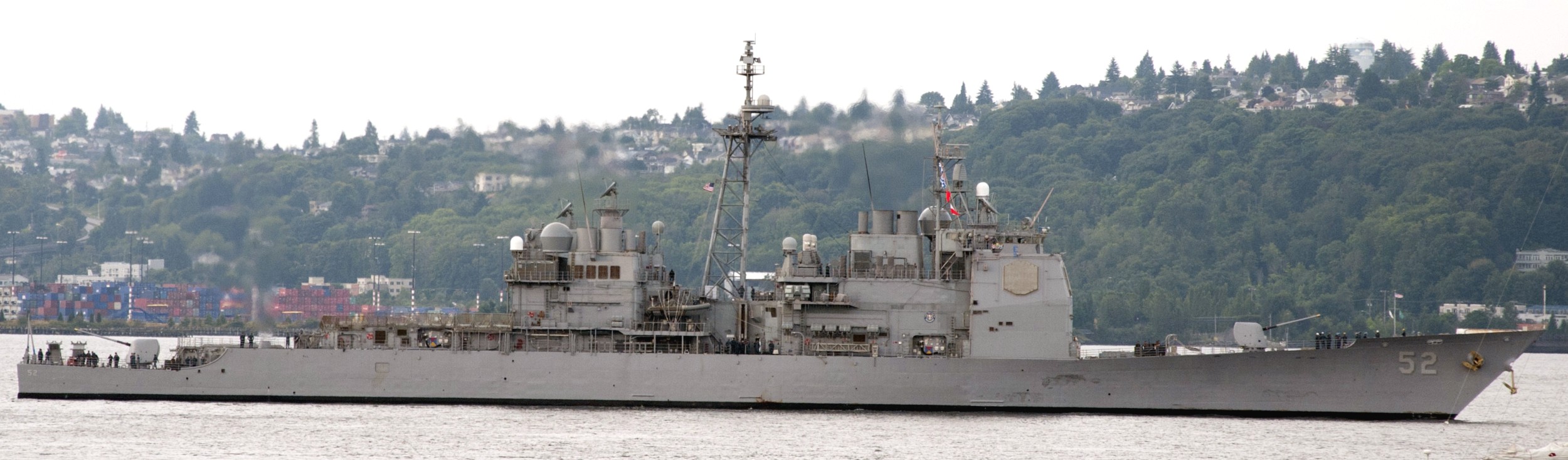 cg-52 uss bunker hill ticonderoga class guided missile cruiser aegis us navy seattle washington 89