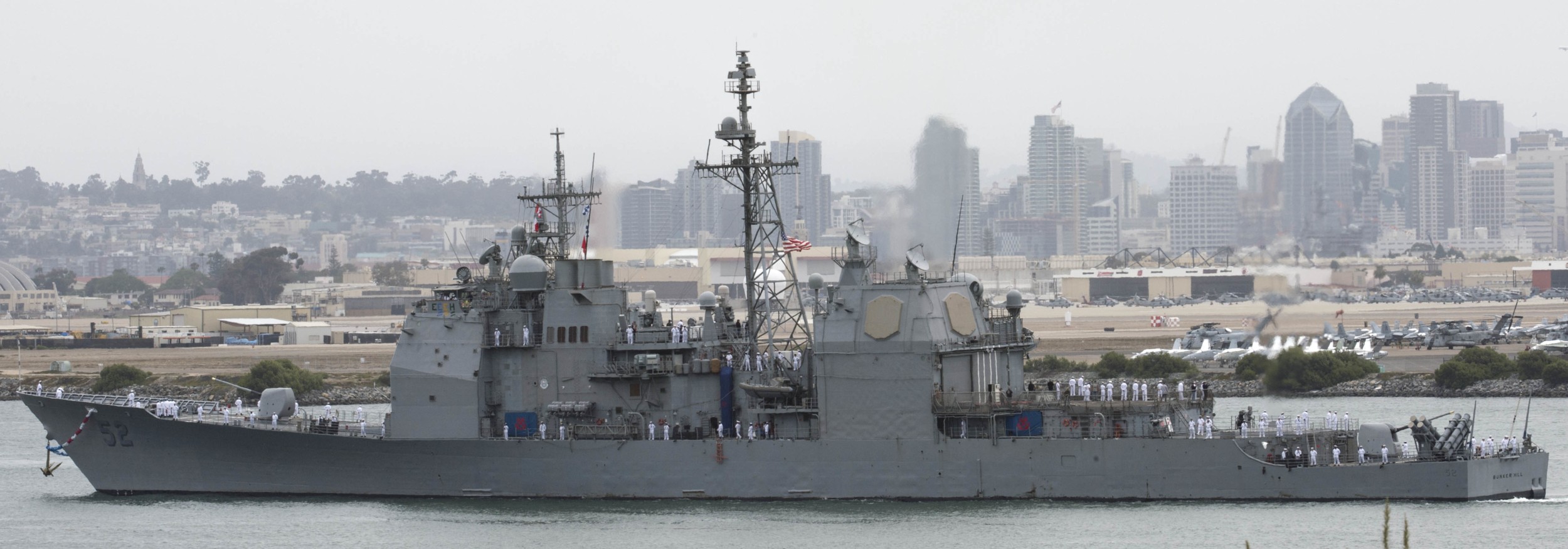 cg-52 uss bunker hill ticonderoga class guided missile cruiser aegis us navy 94