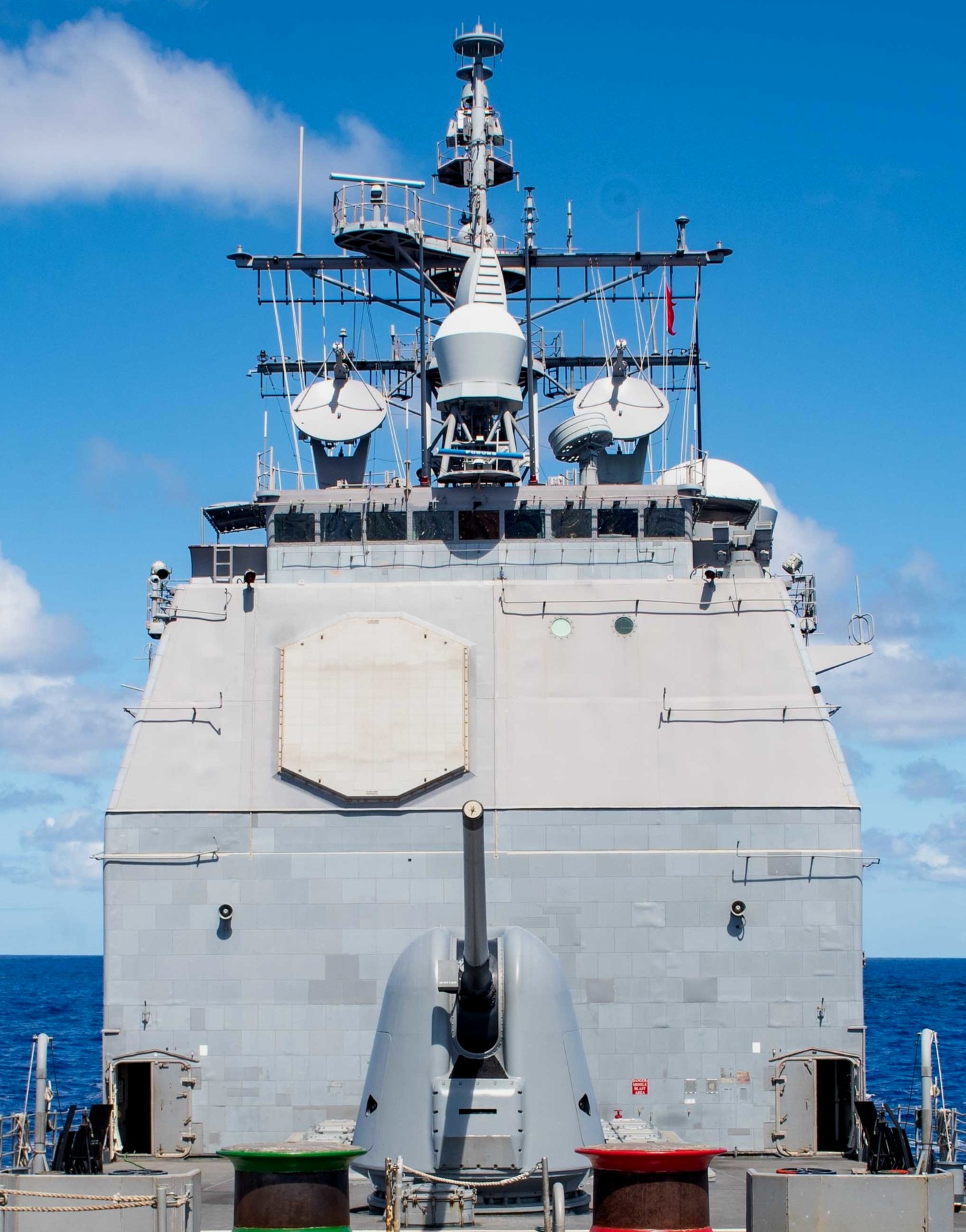 cg-52 uss bunker hill ticonderoga class guided missile cruiser aegis us navy spy-1 radar 123