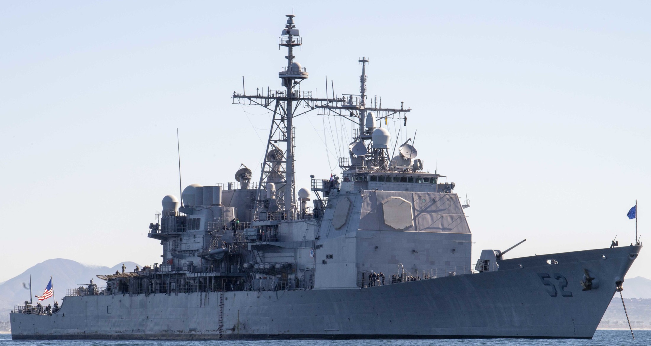 cg-52 uss bunker hill ticonderoga class guided missile cruiser aegis us navy 129