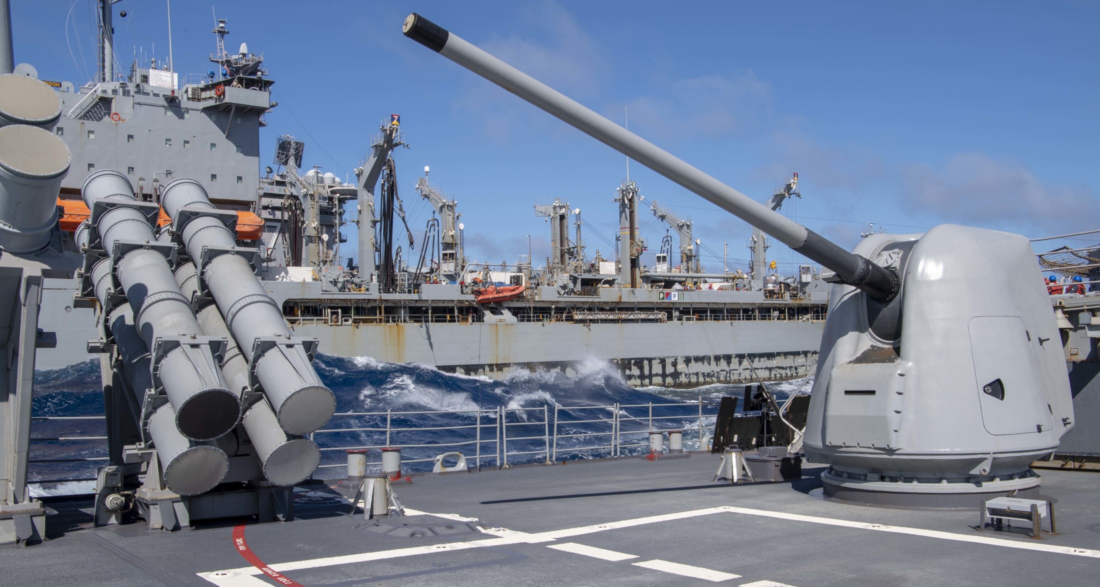 cg-52 uss bunker hill ticonderoga class guided missile cruiser aegis us navy mk.141 rgm-84 harpoon ssm 133