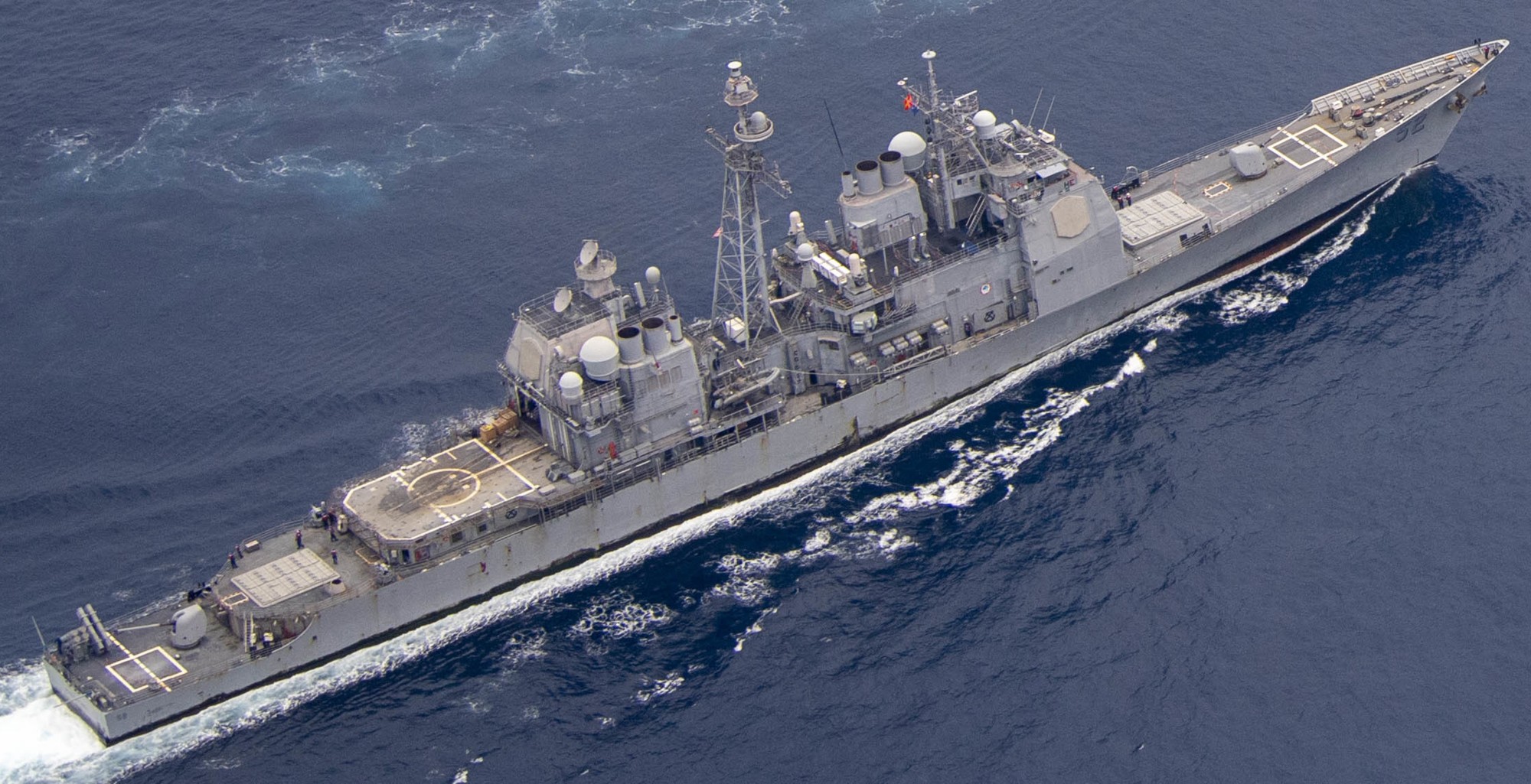 cg-52 uss bunker hill ticonderoga class guided missile cruiser aegis us navy indian ocean 136