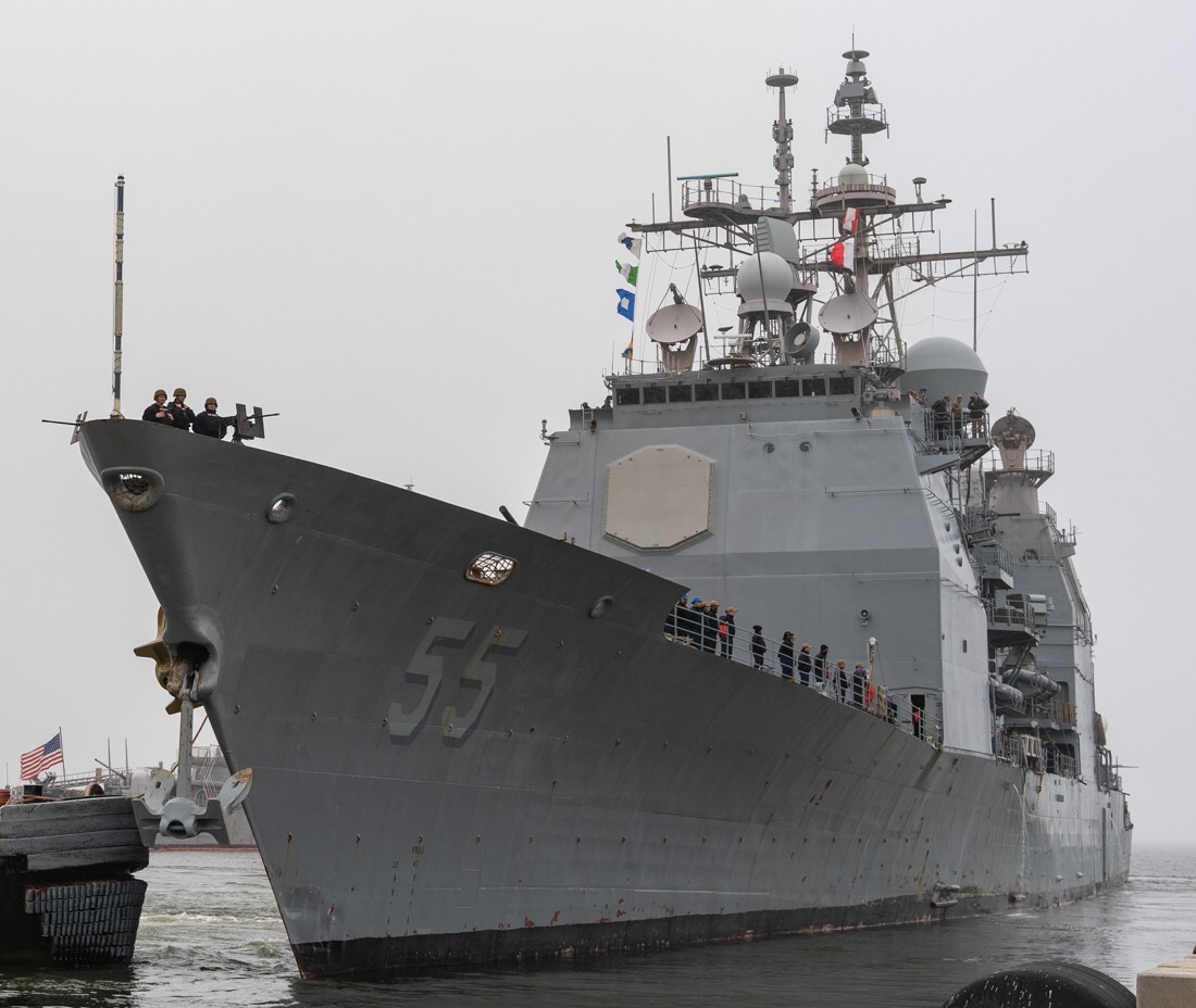 cg-55 uss leyte gulf ticonderoga class guided missile cruiser aegis naval station norfolk virginia 99