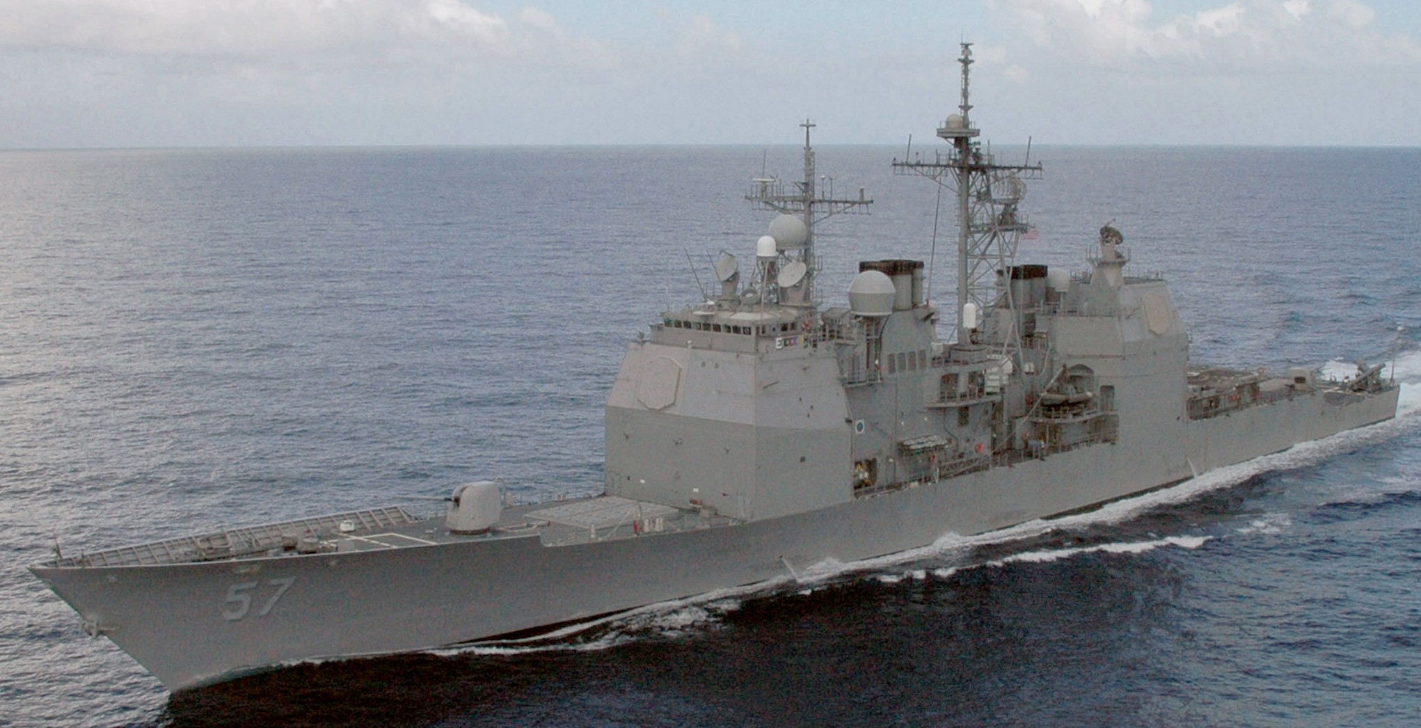 cg-57 uss lake champlain ticonderoga class guided missile cruiser aegis us navy 13