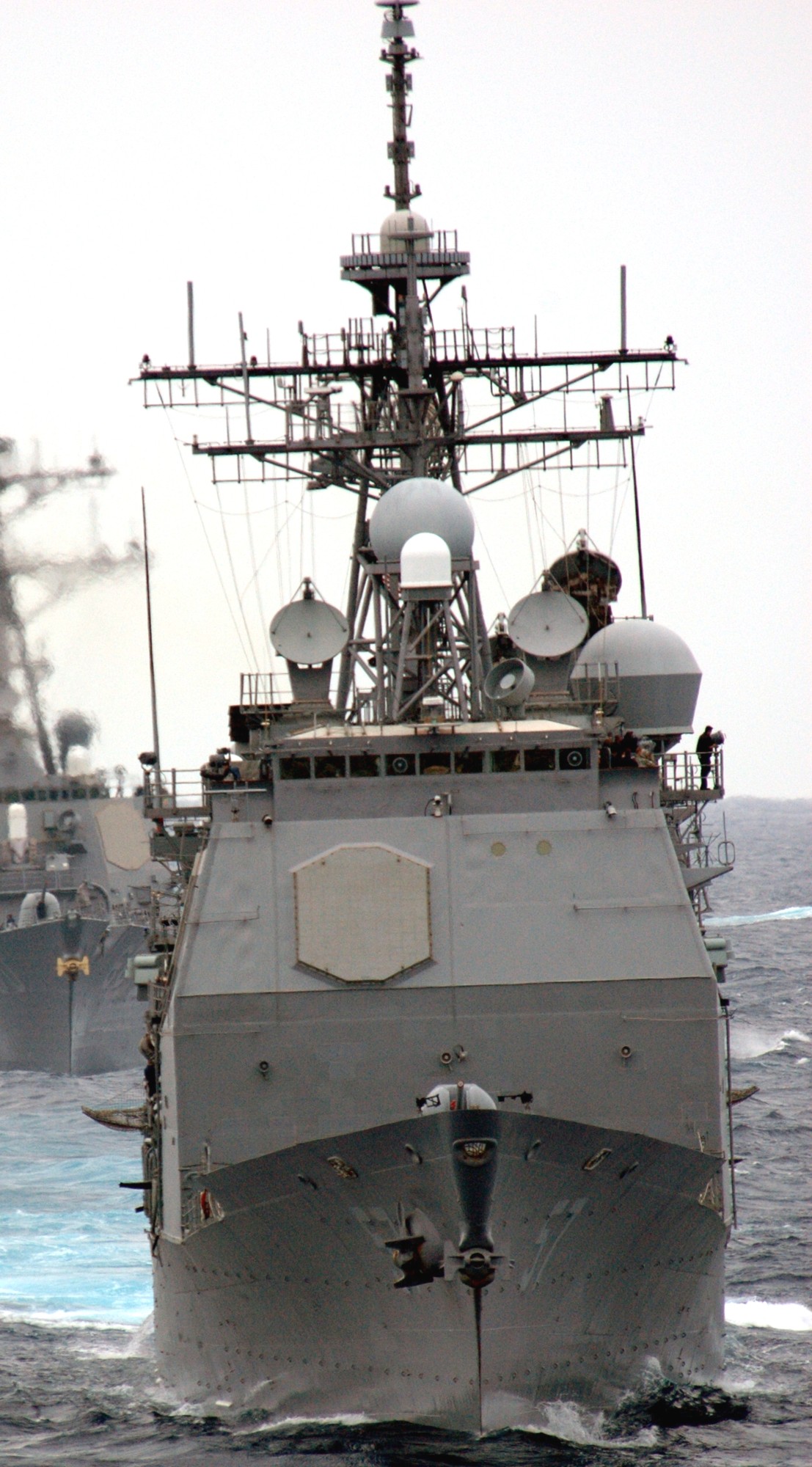 cg-57 uss lake champlain ticonderoga class guided missile cruiser aegis us navy 22