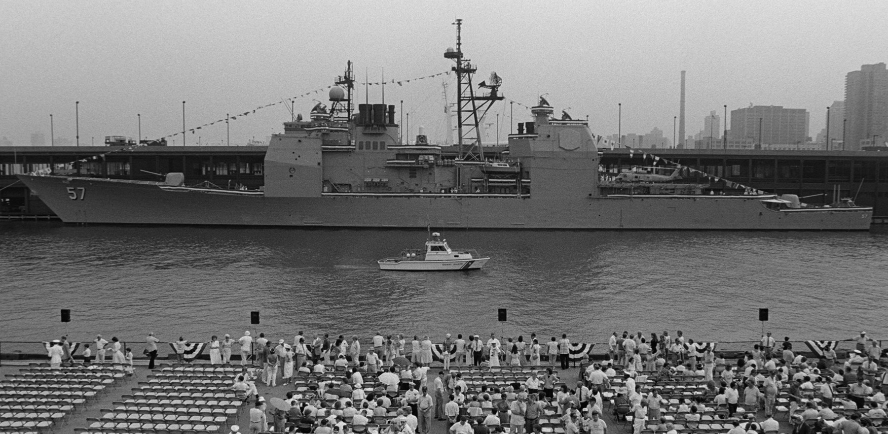 cg-57 uss lake champlain ticonderoga class guided missile cruiser aegis us navy commissioning new york 111