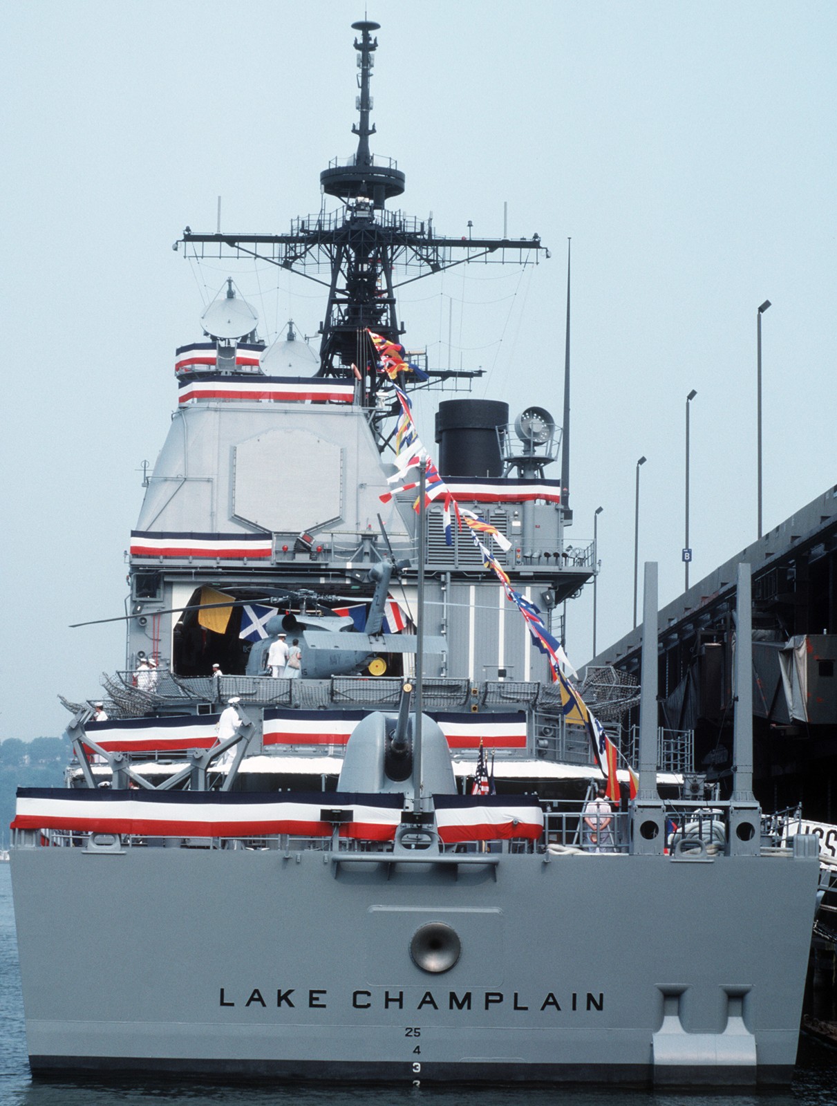 cg-57 uss lake champlain ticonderoga class guided missile cruiser aegis us navy commissioning ceremony new york 113