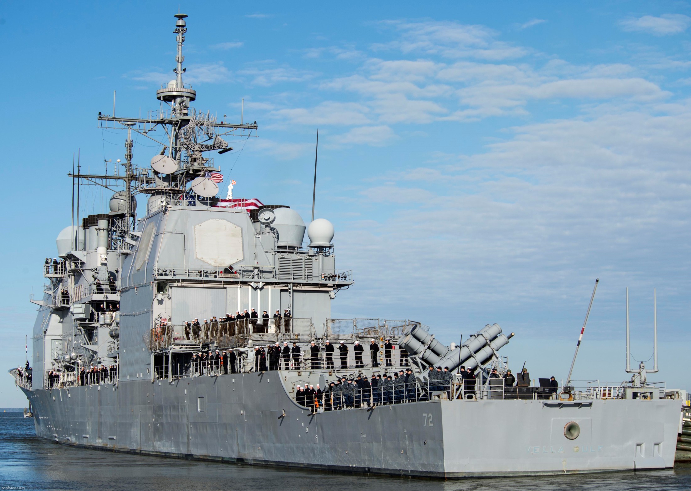 cg-72 uss vella gulf ticonderoga class guided missile cruiser navy 25