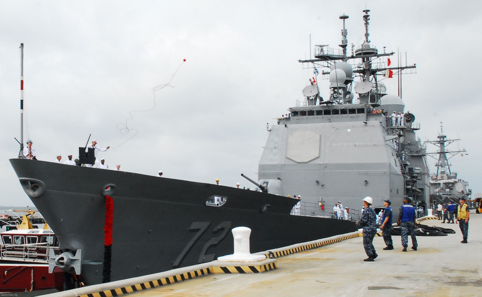 cg-72 uss vella gulf ticonderoga class guided missile cruiser navy 27