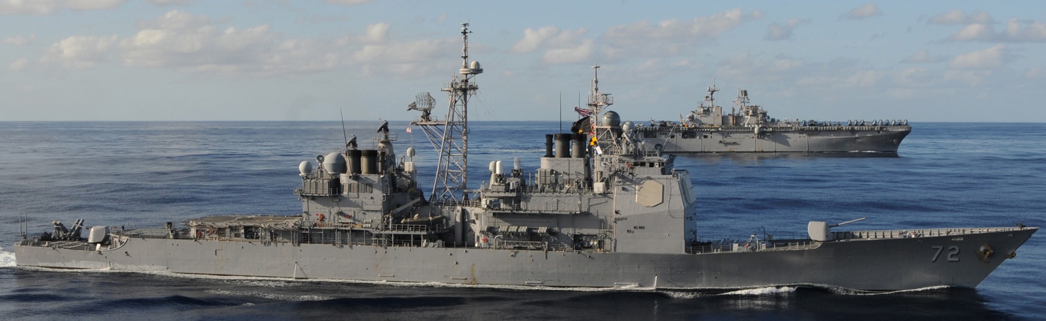 cg-72 uss vella gulf ticonderoga class guided missile cruiser us navy 102