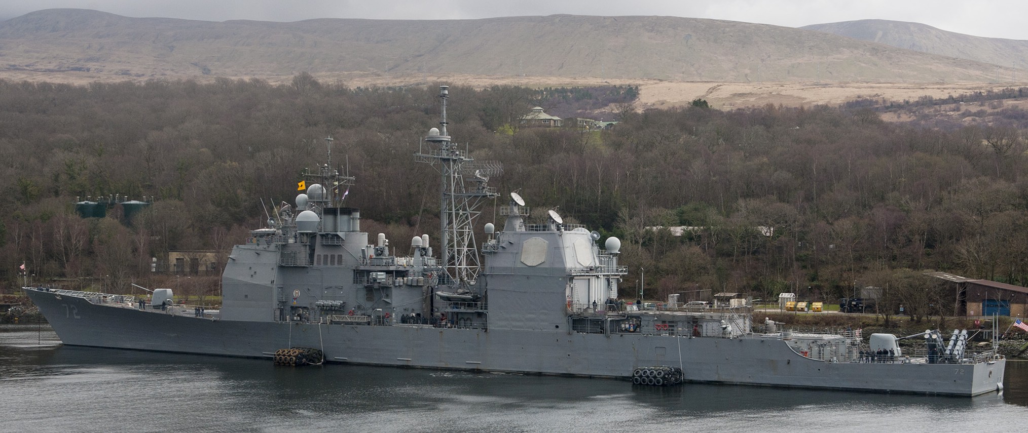 cg-72 uss vella gulf ticonderoga class guided missile cruiser us navy exercise joint warrior nato faslane scotland 108