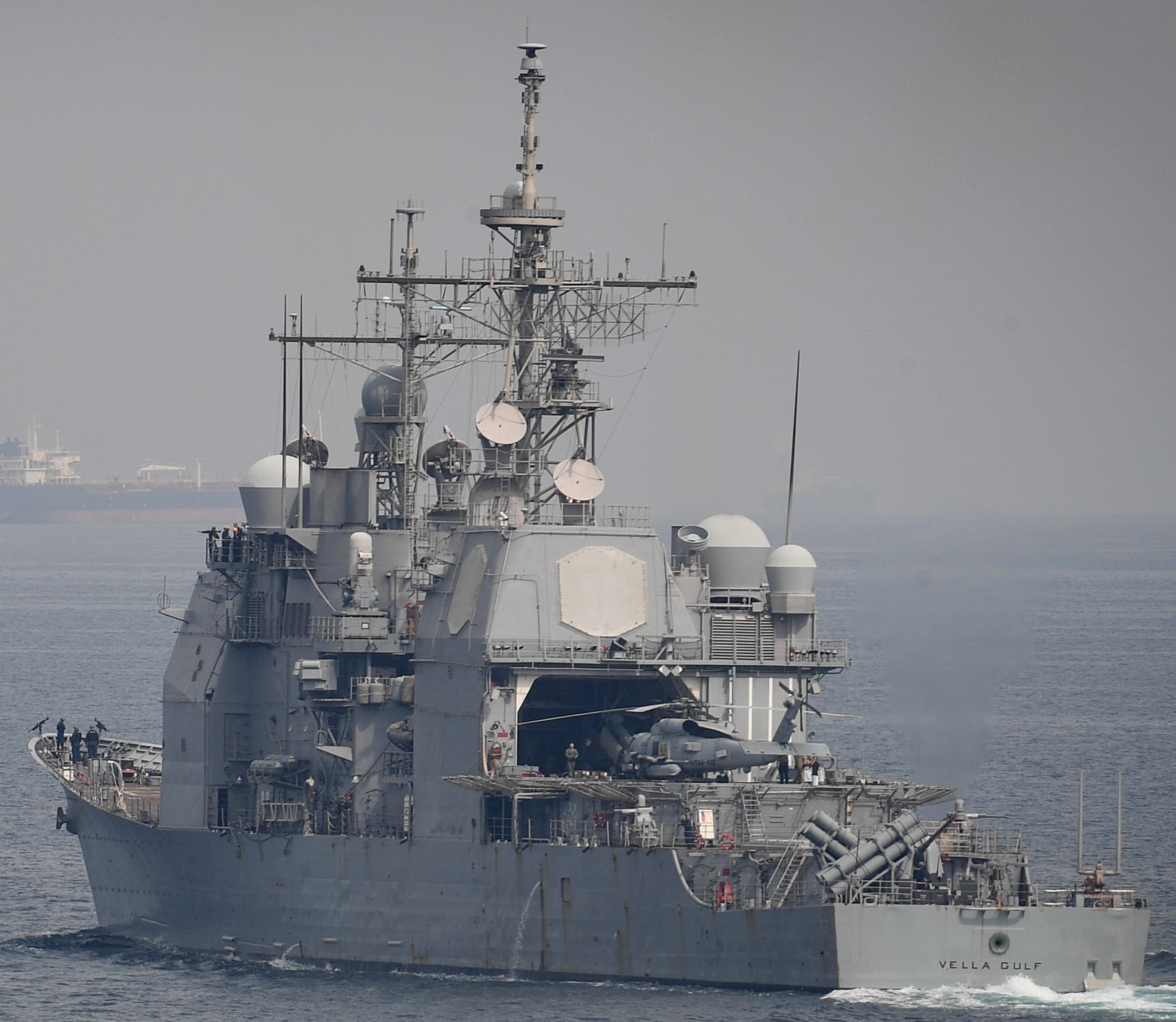 cg-72 uss vella gulf ticonderoga class guided missile cruiser us navy strait of hormuz 127