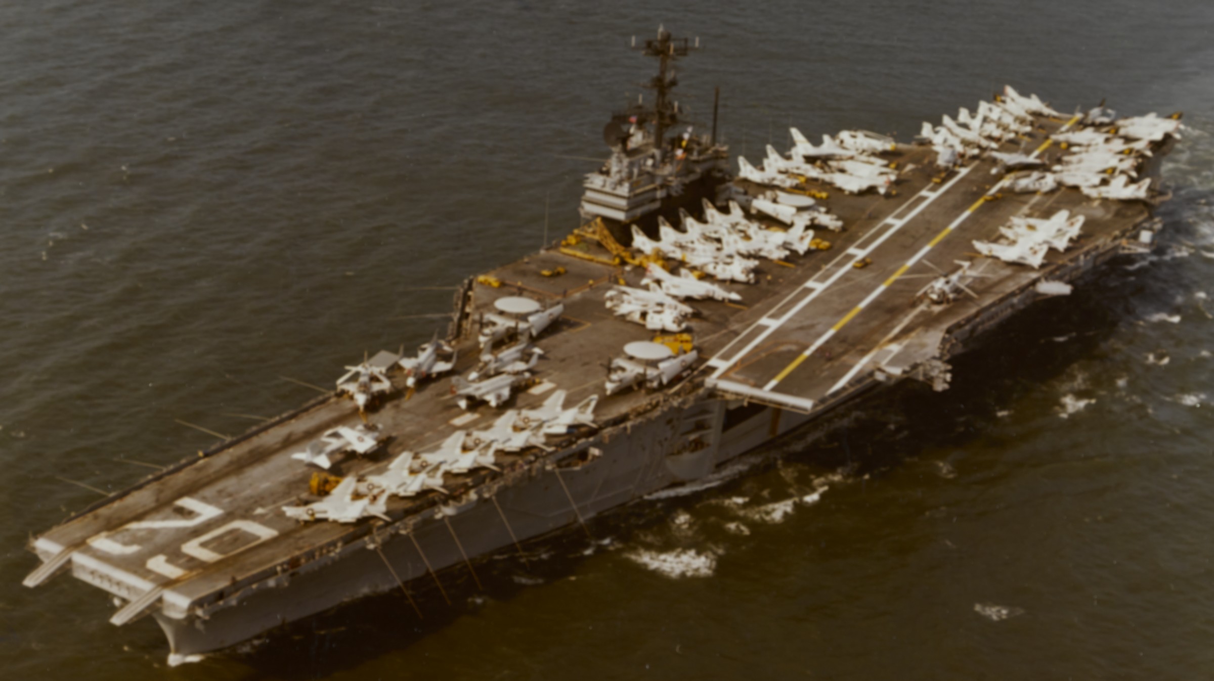 uss independence cv-62 forrestal class aircraft carrier air wing cvw-7 19