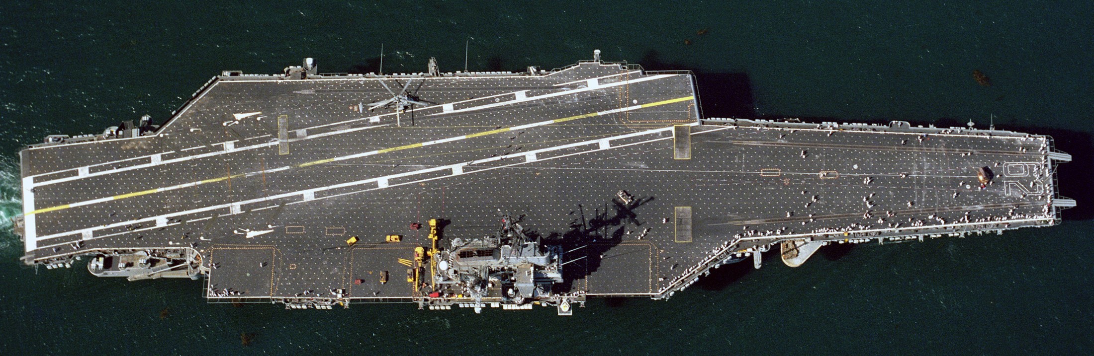uss independence cv-62 forrestal class aircraft carrier 73