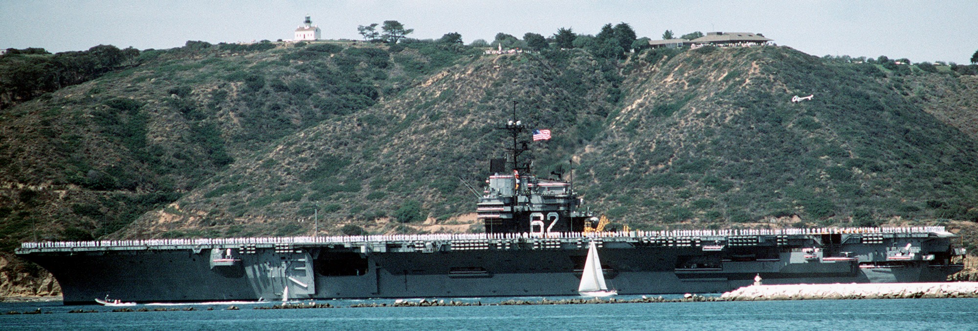 uss independence cv-62 forrestal class aircraft carrier us navy san diego 99