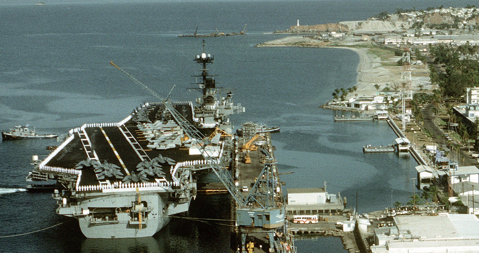 uss independence cv-62 forrestal class aircraft carrier air wing cvw-5 104