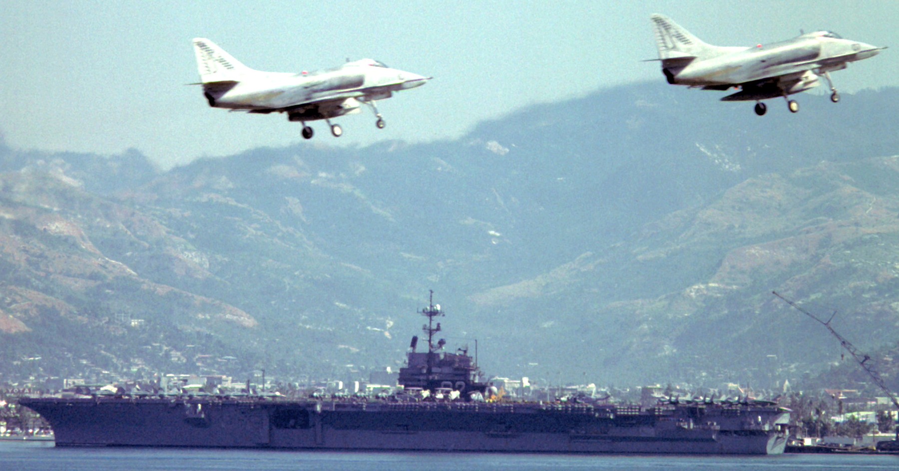 uss independence cv-62 forrestal class aircraft carrier naval base subic bay philippines 1992 107