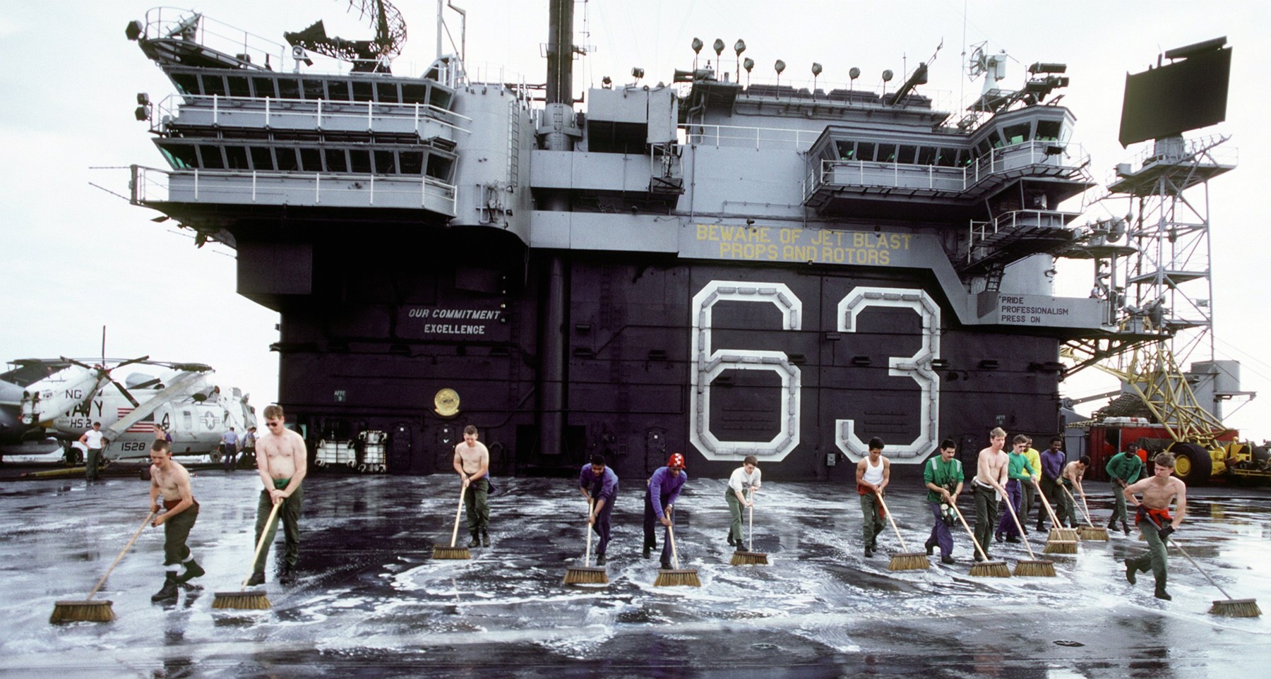 cv-63 uss kitty hawk aircraft carrier 393