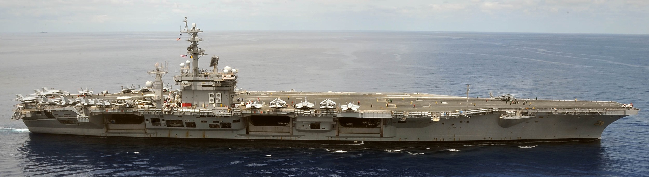 uss dwight d. eisenhower cvn-69 aircraft carrier 2012 135