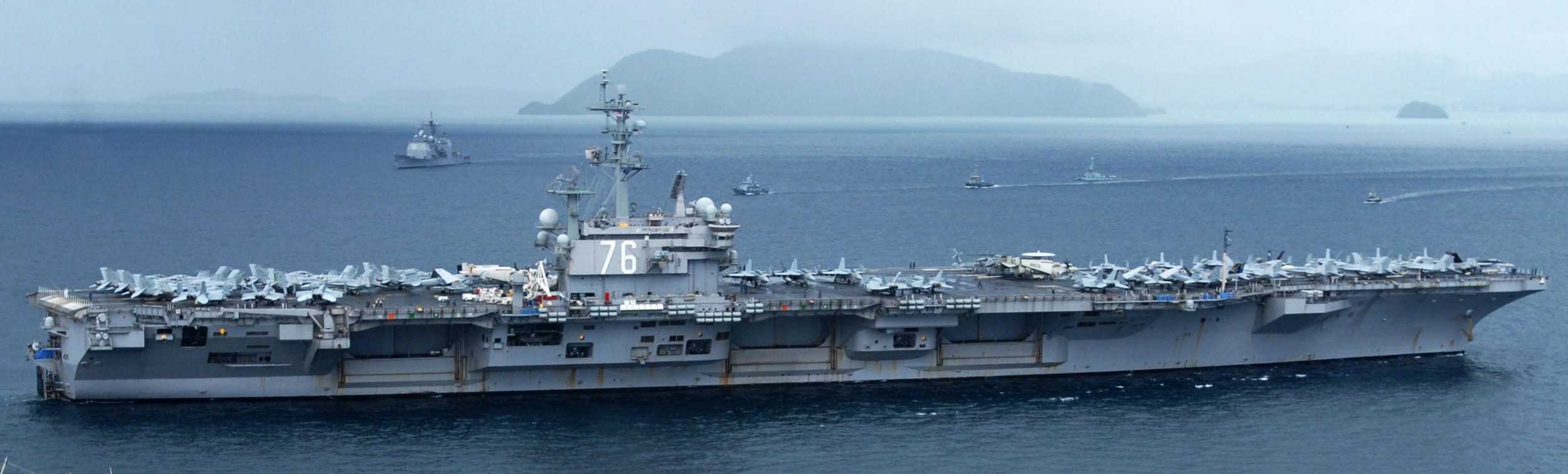 cvn-76 uss ronald reagan nimitz class aircraft carrier air wing cvw-14 phuket thailand 35