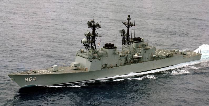 dd 964 uss paul f. foster spruance class destroyer 1976