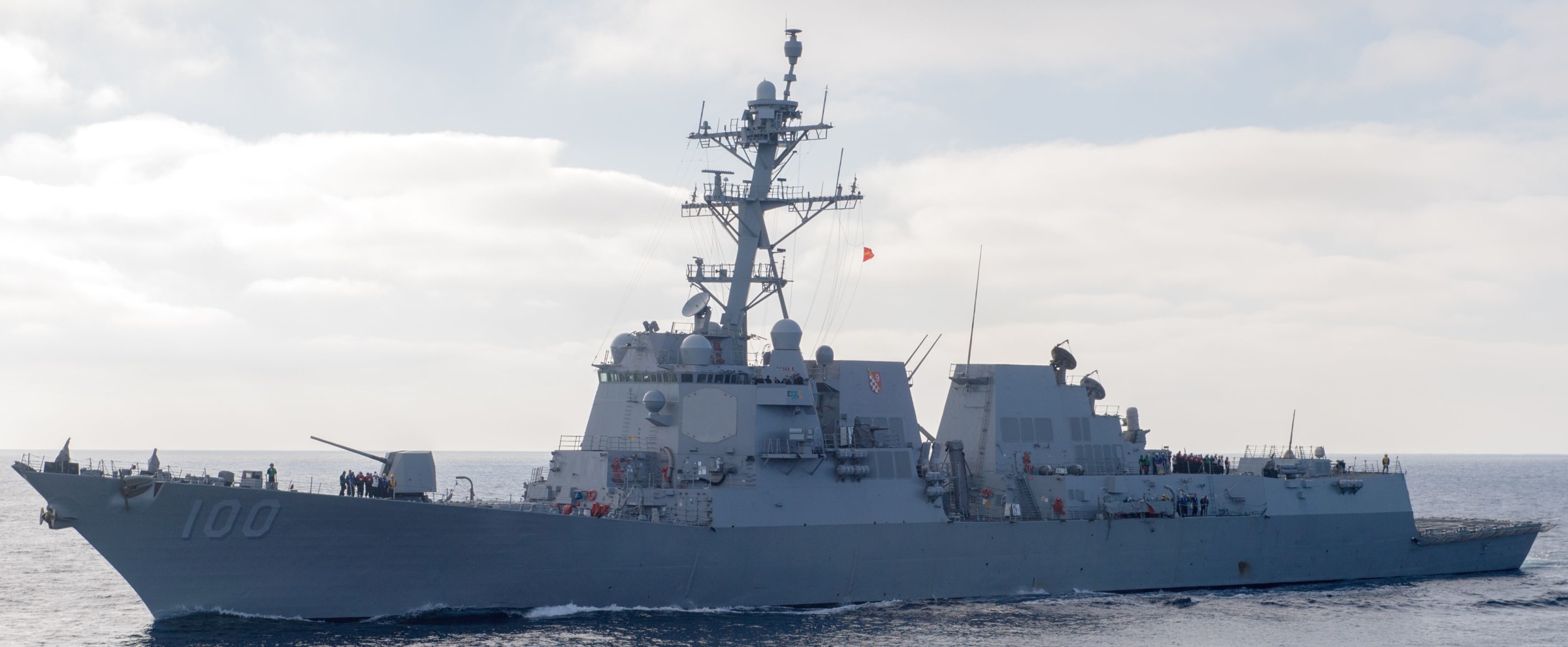ddg-100 uss kidd arleigh burke class guided missile destroyer aegis us navy pacific ocean 33