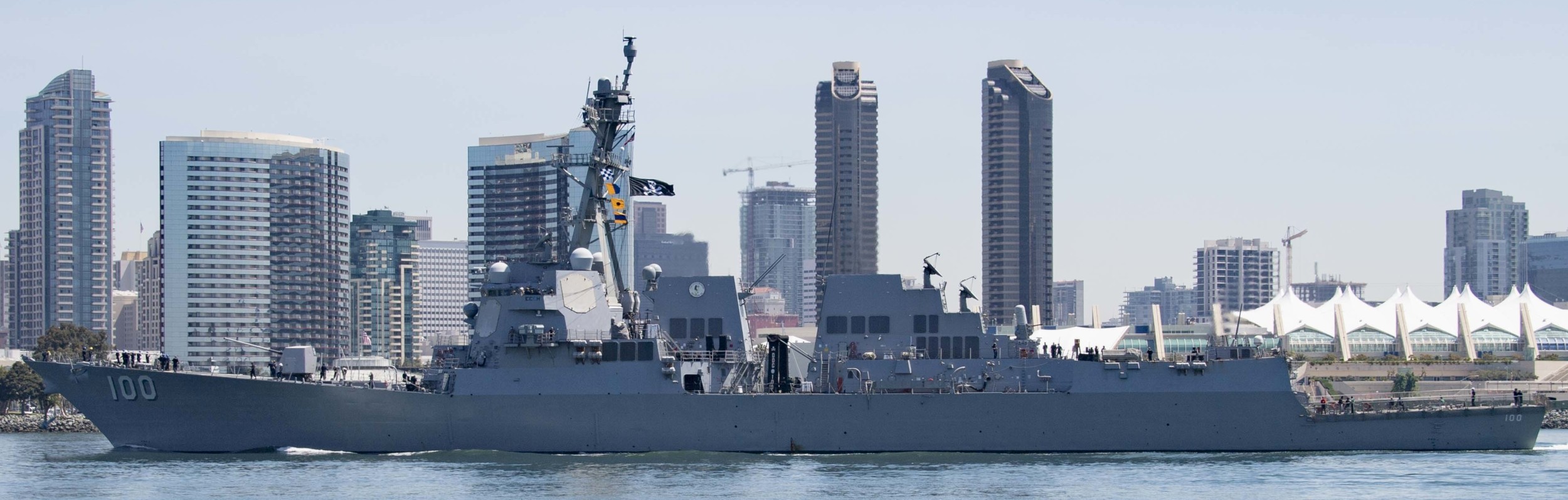 ddg-100 uss kidd arleigh burke class guided missile destroyer aegis us navy 55