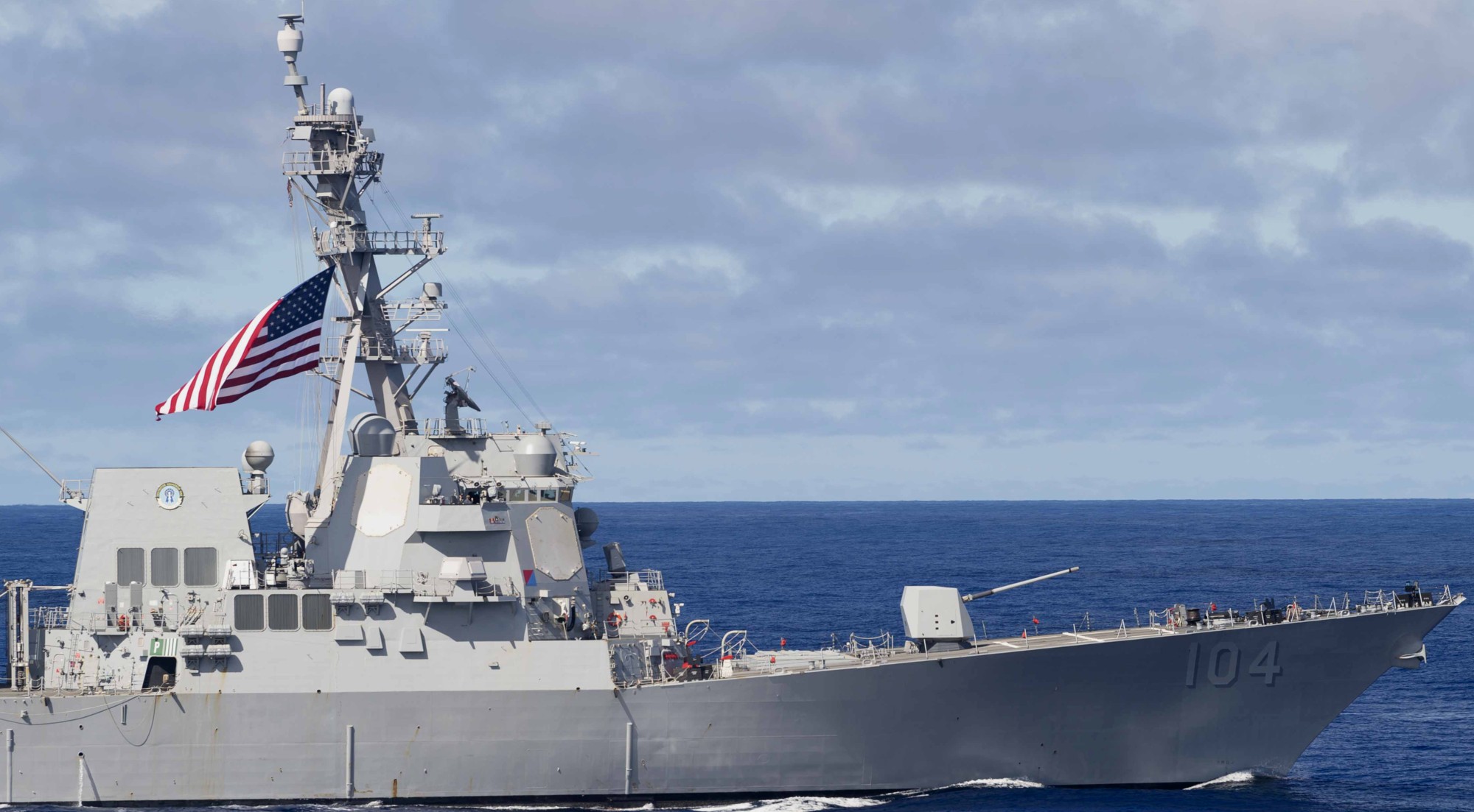 ddg-104 uss sterett arleigh burke class guided missile destroyer 89