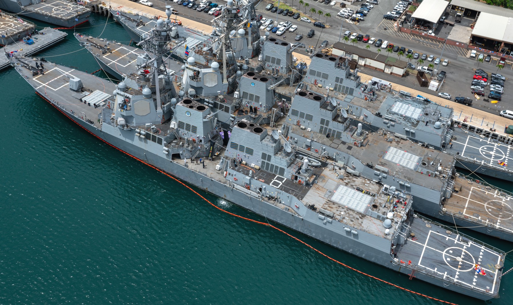 ddg-104 uss sterett arleigh burke class guided missile destroyer joint base pearl harbor hickam hawaii 95