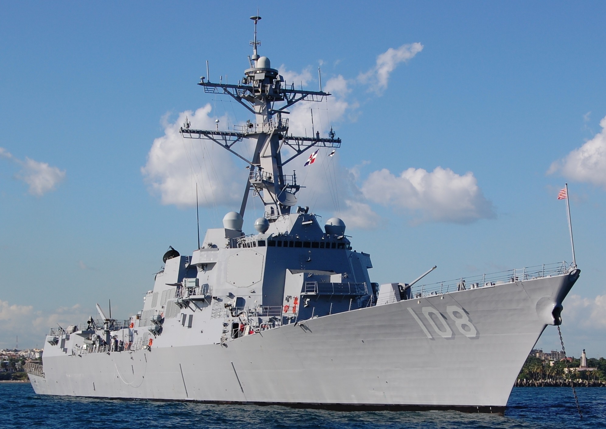 ddg-108 uss wayne e. meyer arleigh burke class guided missile destroyer aegis us navy santo domingo dominica 06