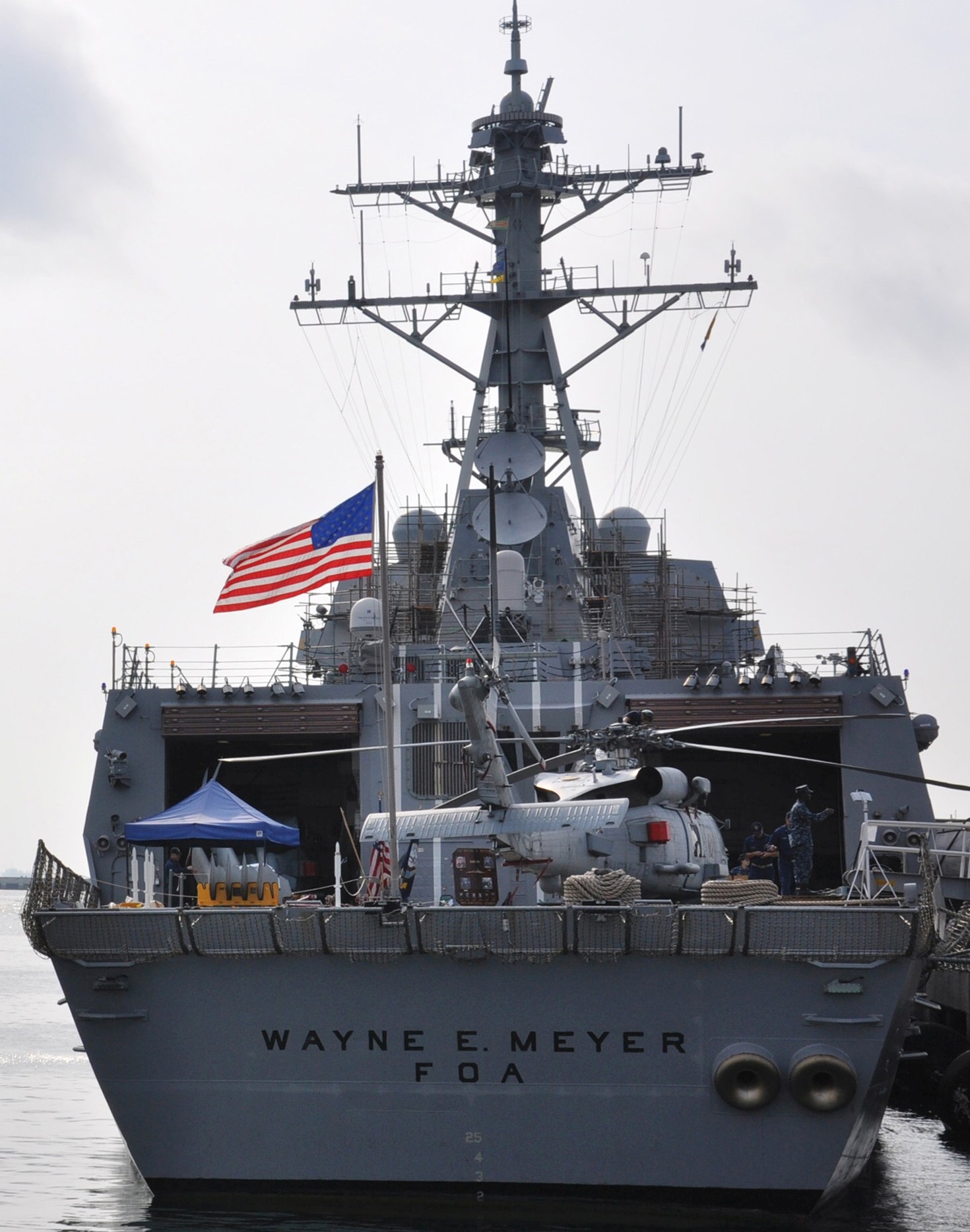 ddg-108 uss wayne e. meyer arleigh burke class guided missile destroyer aegis us navy changi naval base singapore 10