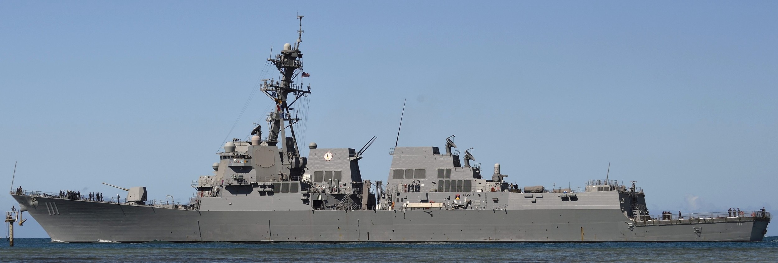 ddg-111 uss spruance arleigh burke class guided missile destroyer aegis us navy pearl harbor rimpac 11