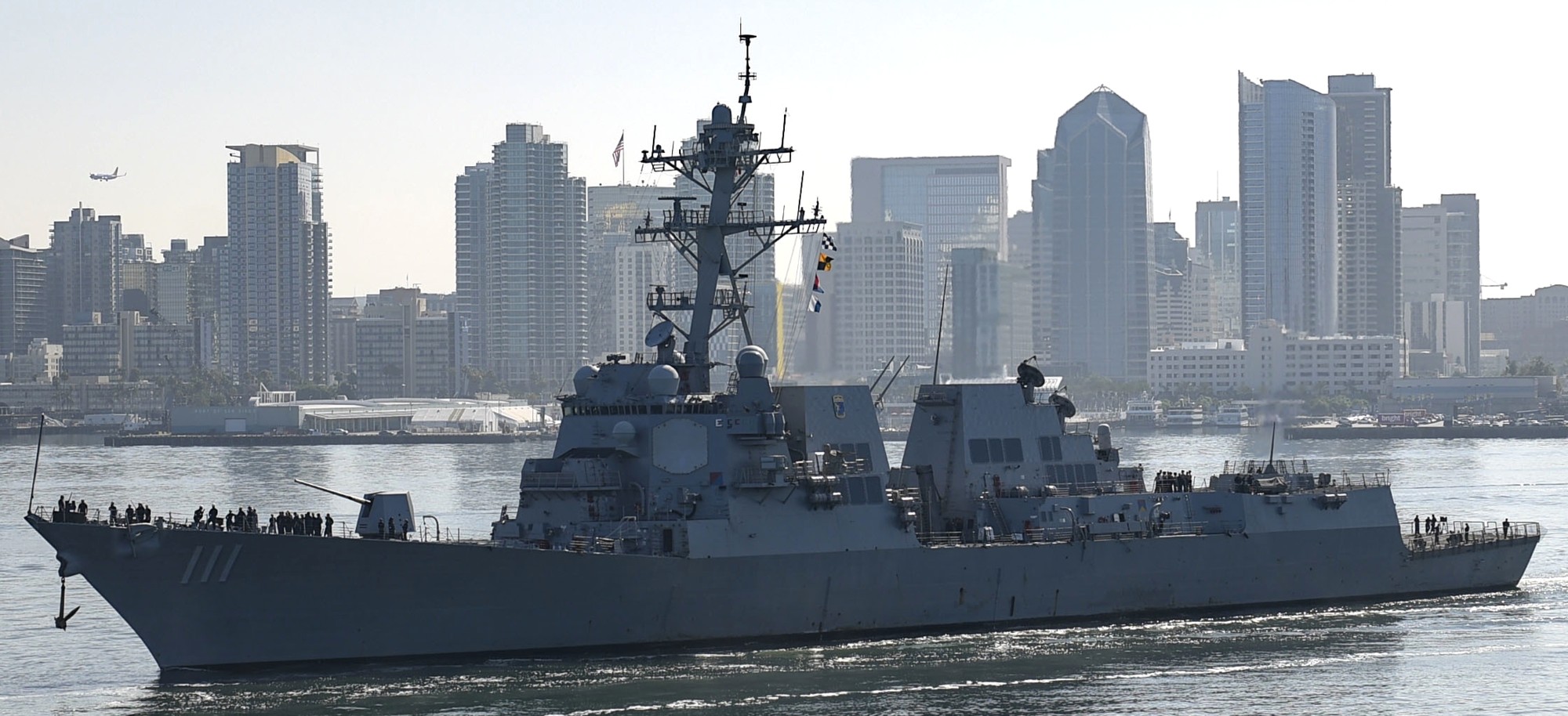 ddg-111 uss spruance arleigh burke class guided missile destroyer aegis us navy san diego california 56