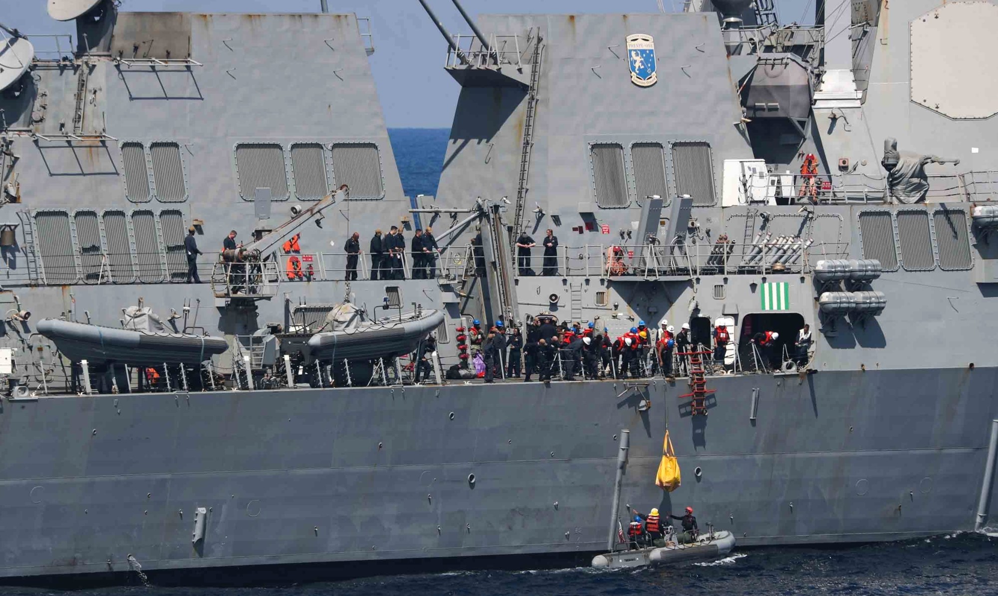 ddg-111 uss spruance arleigh burke class guided missile destroyer aegis us navy rhib 62