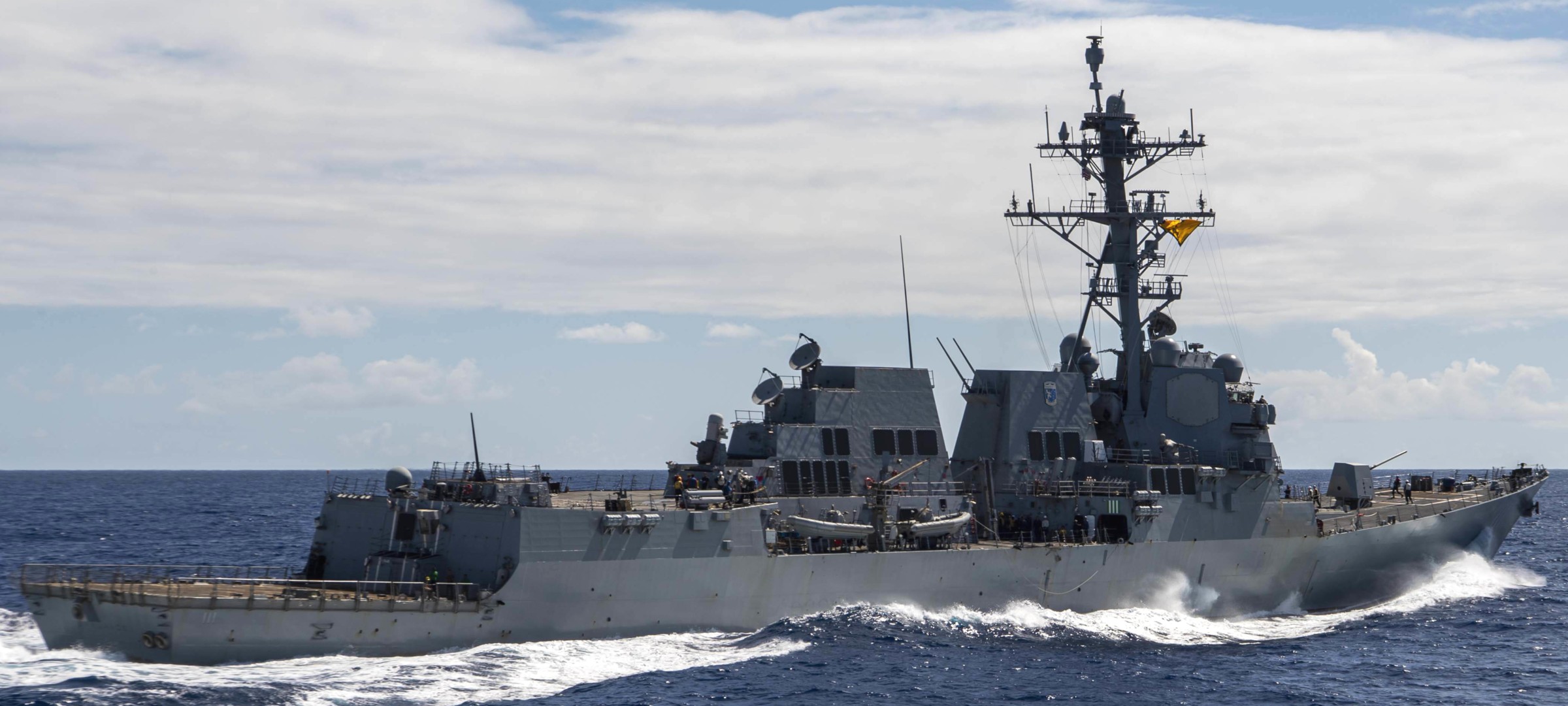 ddg-111 uss spruance arleigh burke class guided missile destroyer aegis us navy philippine sea 67